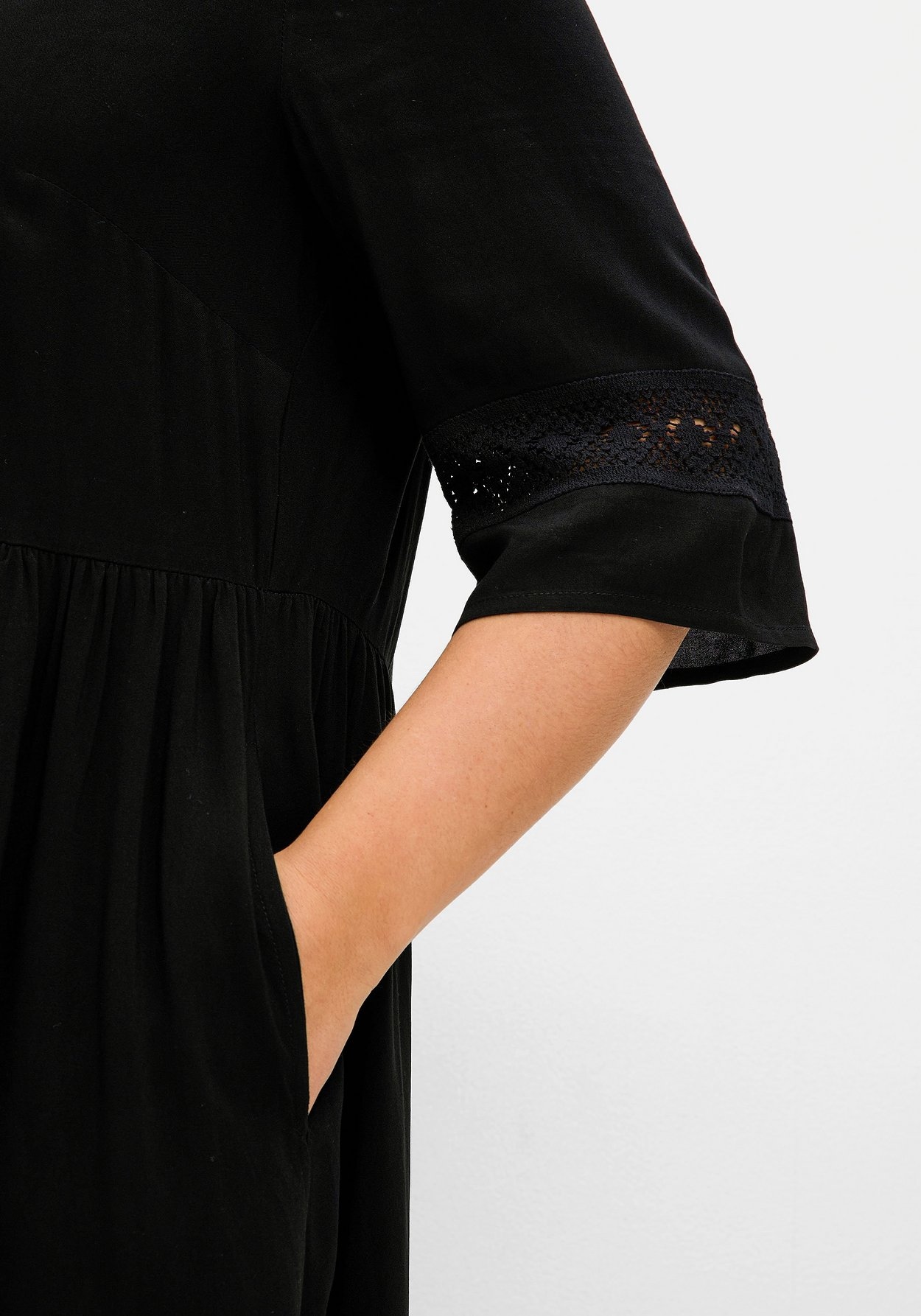 Sheego Sommerkleid »Kleid mit Häkelspitze«