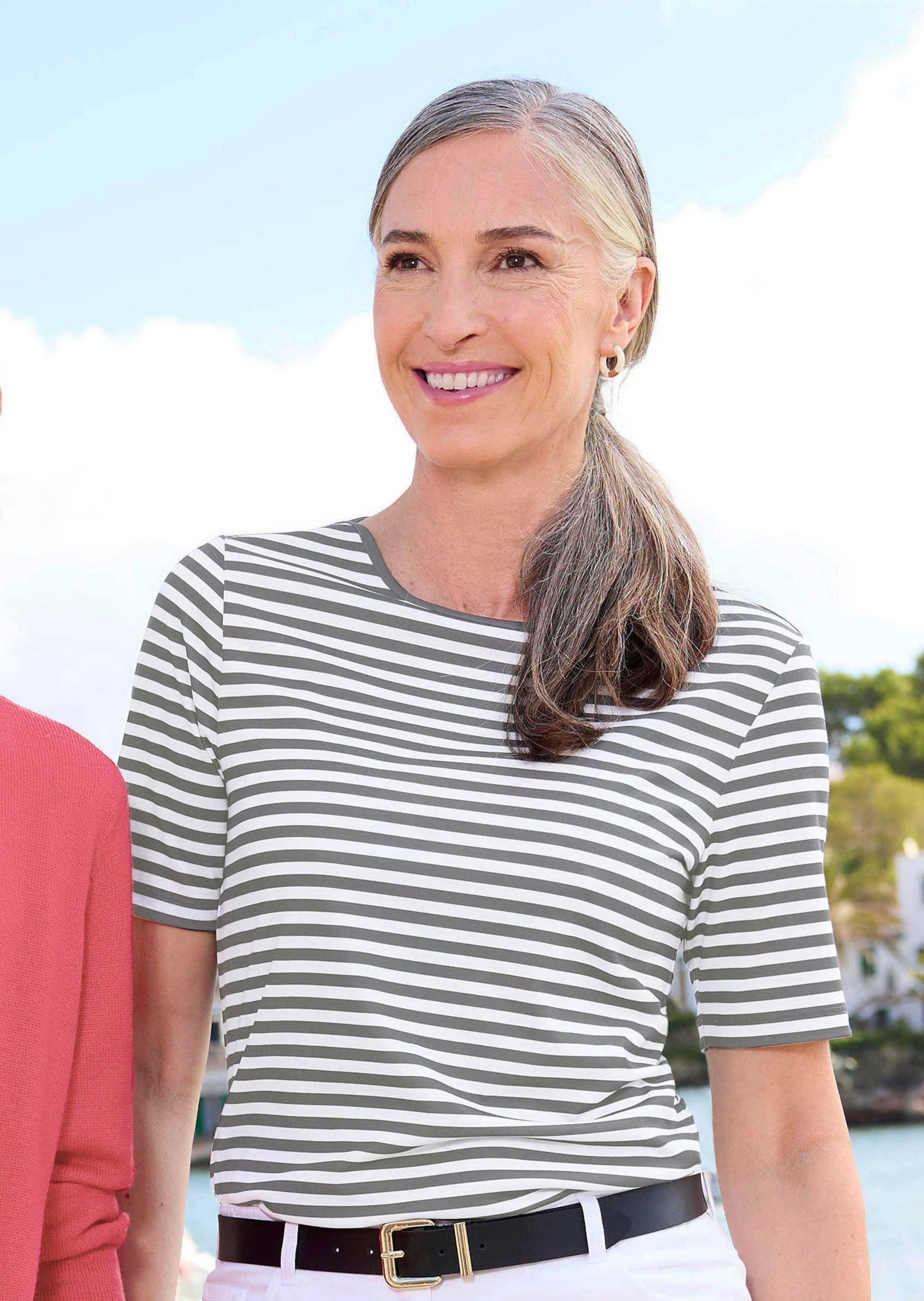 GOLDNER Kurzarmshirt »Kurzgröße Stilvolles Streifenshirt für Damen« Blende