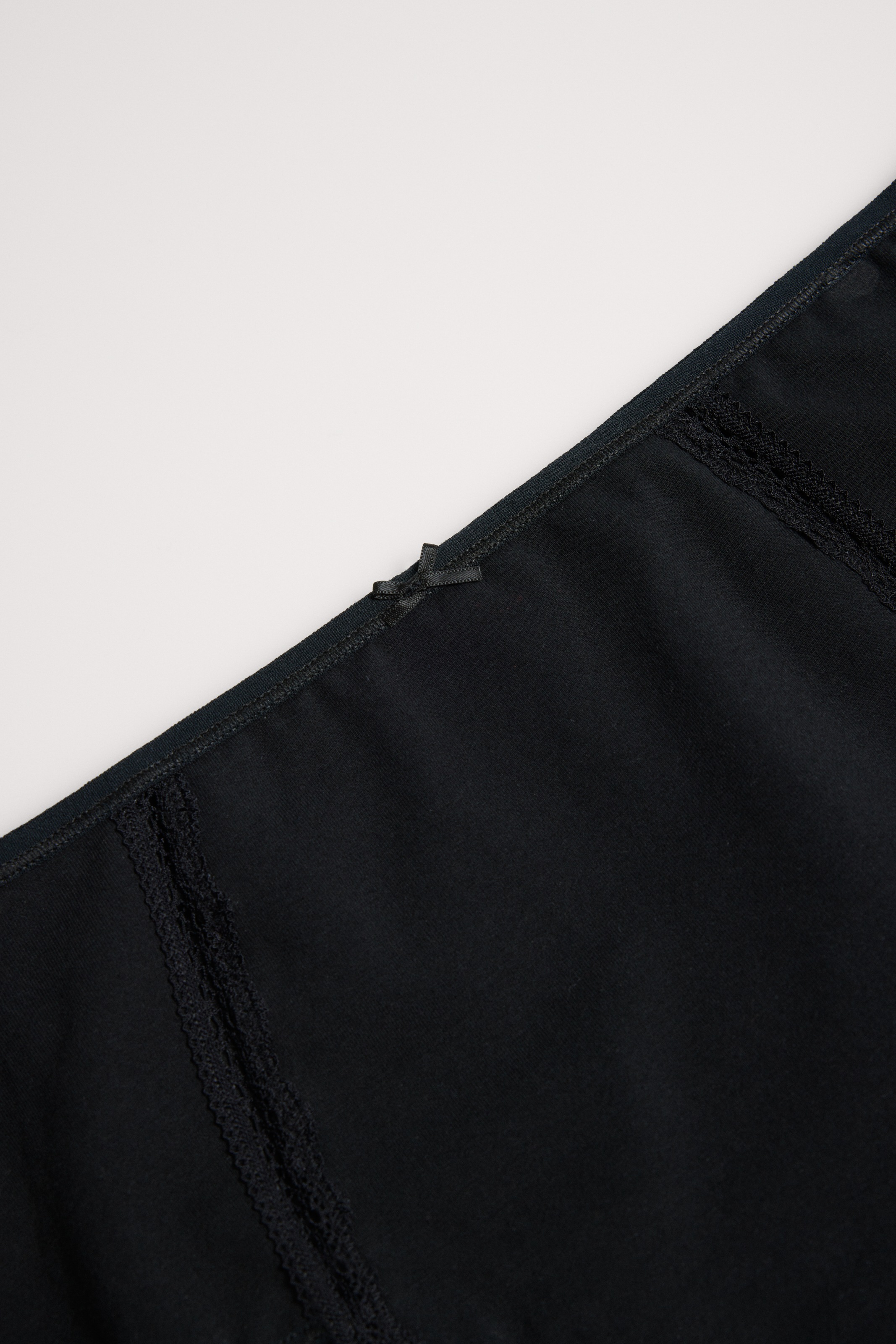 YSABEL MORA Taillenslip 3er Pack,  Spitze, elastisch, weich, formend, Baumwollmix