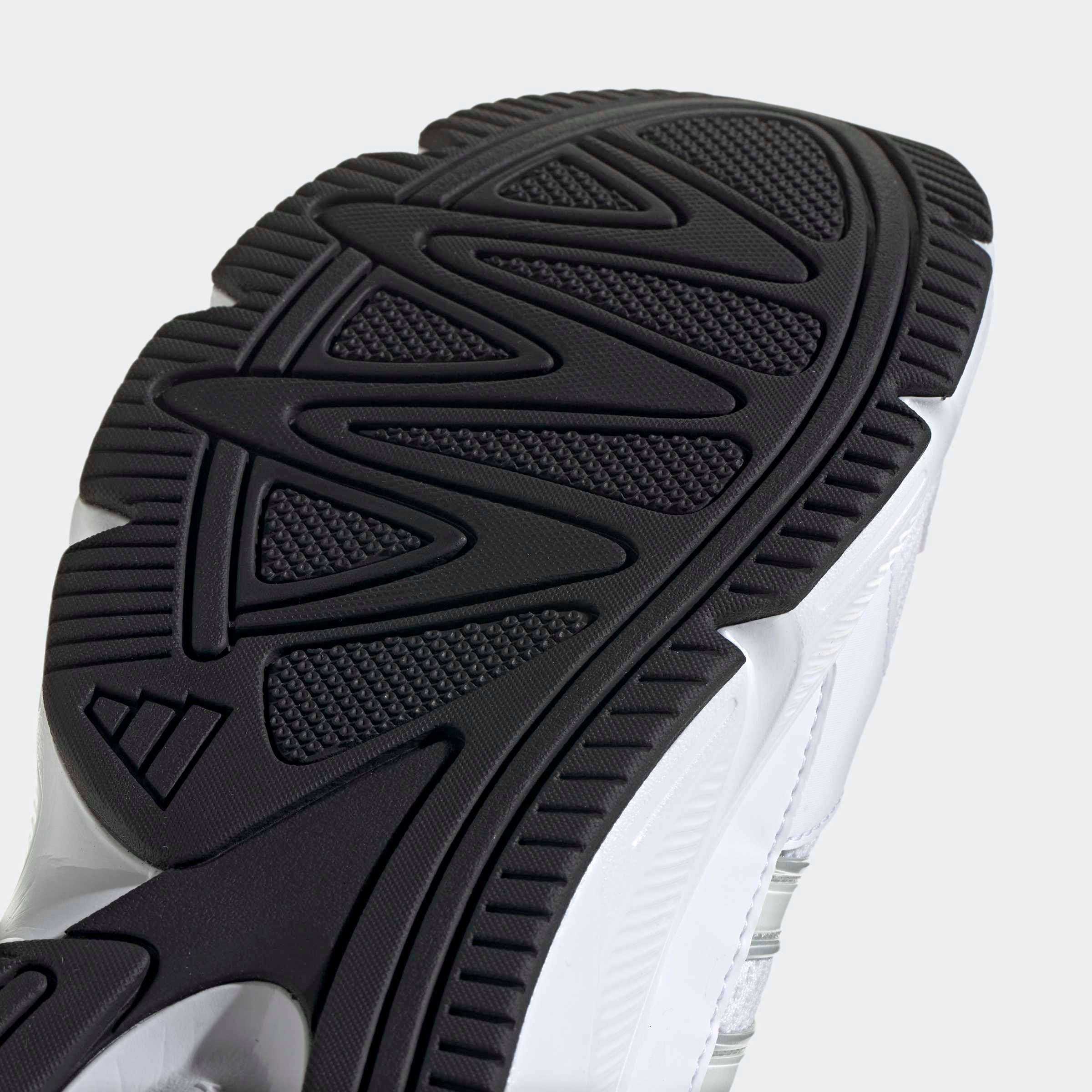 adidas Sportswear Sneaker »CRAZYCHAOS 2000«  inspiriert vom Design des adistar control