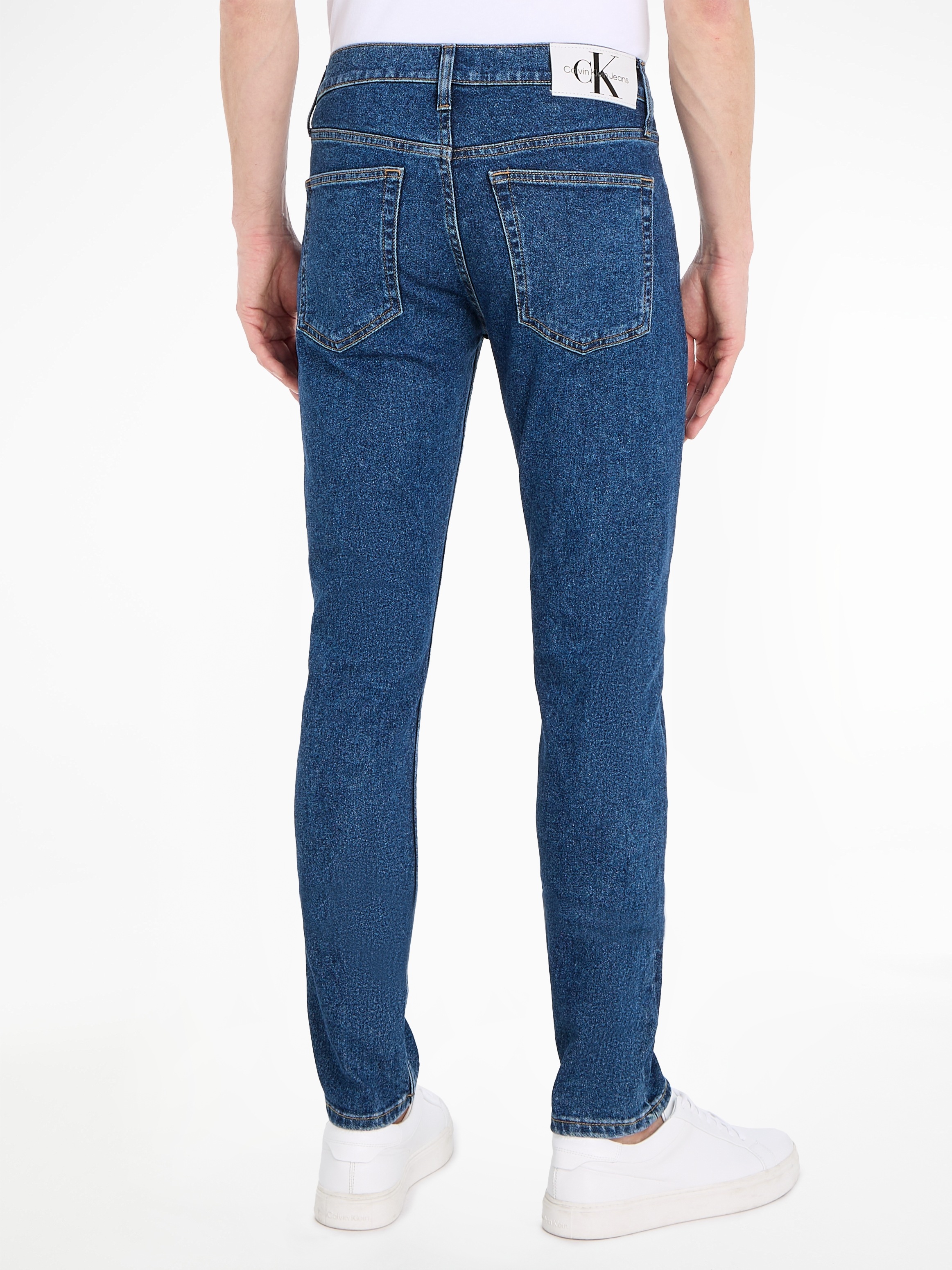 Calvin Klein Jeans Tapered-fit-Jeans »SLIM TAPER«, mit Leder-Badge