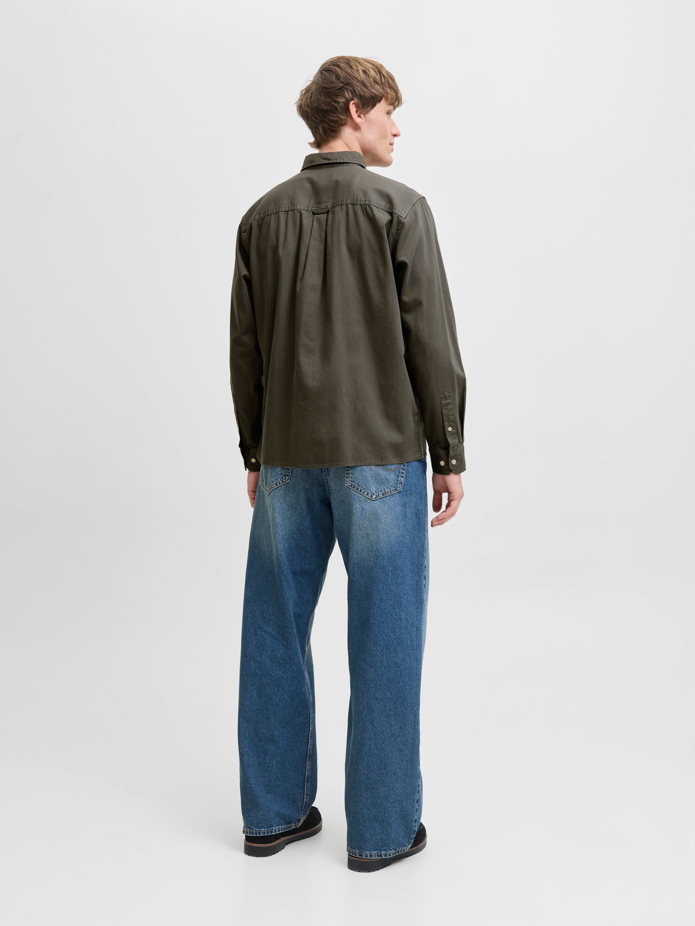 Jack & Jones Langarmhemd »JJETRAVIS SHIRT LS NOOS«, mit Brusttaschen