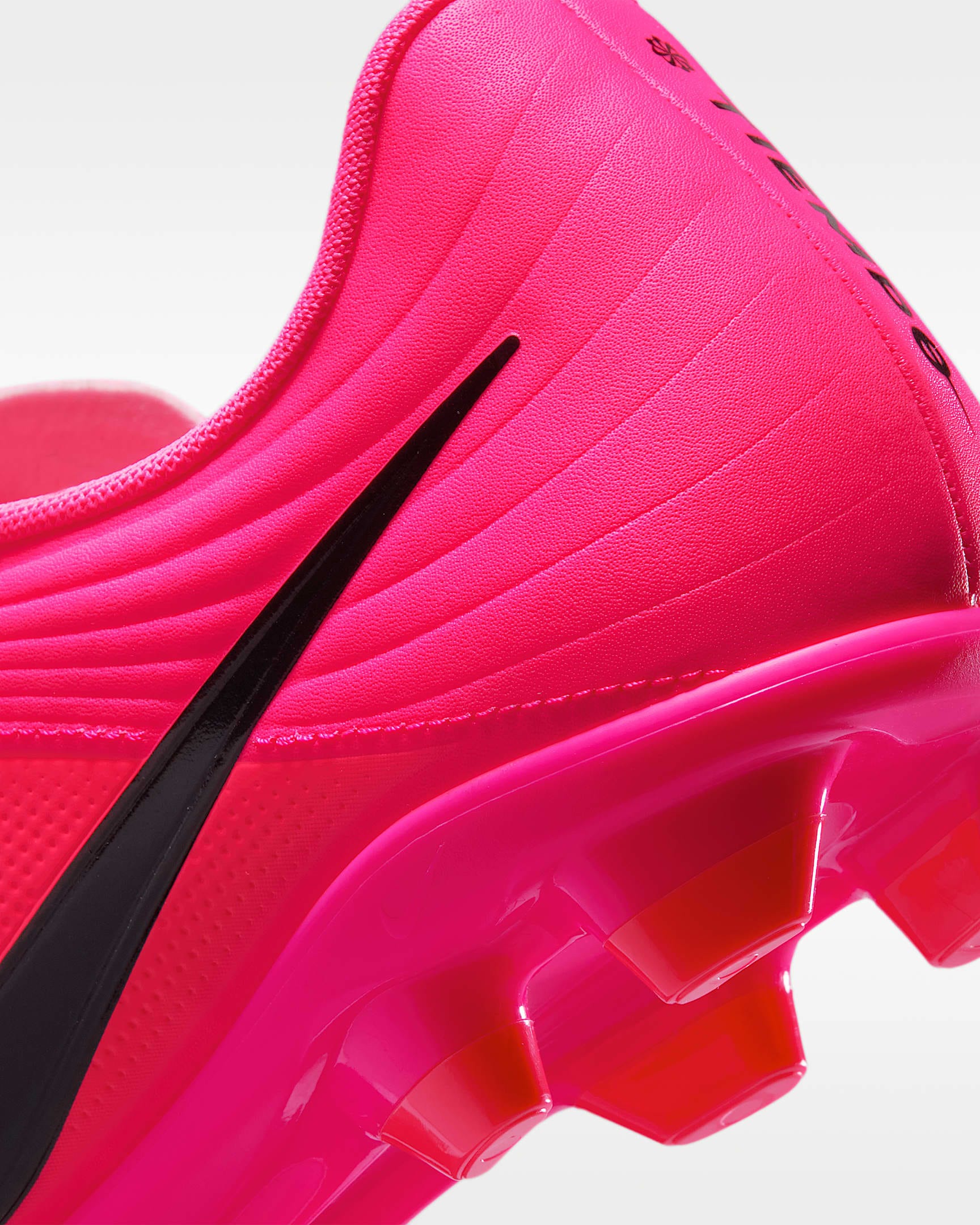 Nike Fußballschuh »TIEMPO MAESTRO CLUB FG/MG T«  Außensohle für Rasenplätze und für feste Böden