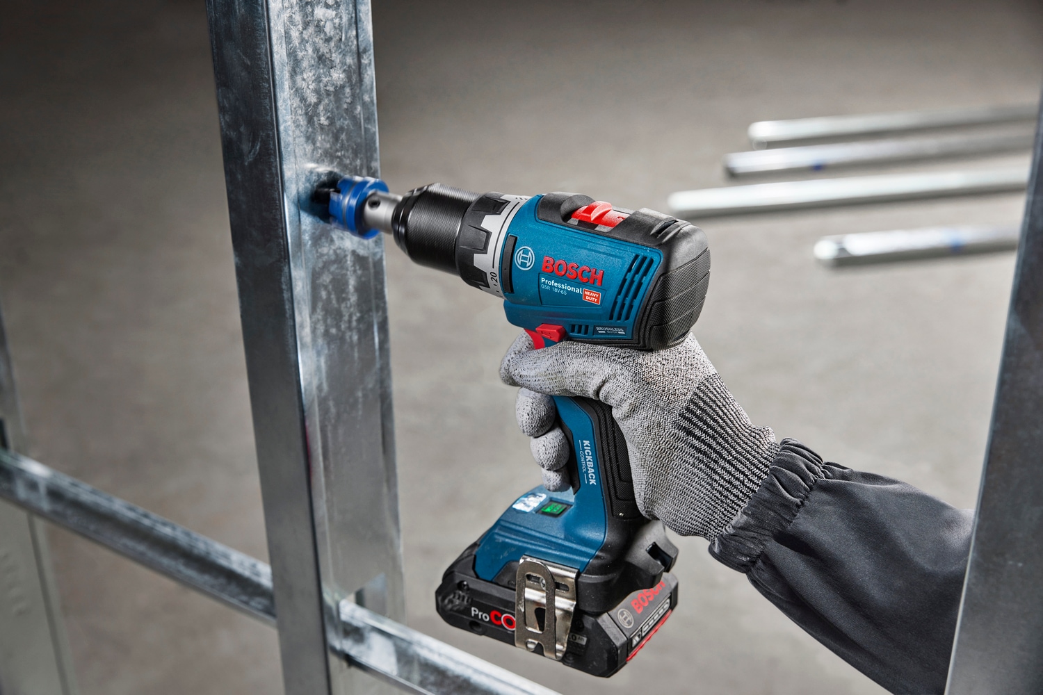 Bosch Professional Akku-Bohrschrauber »»GSR 18V-65««, Inkl. 2x Akku GBA 18V 4,0Ah