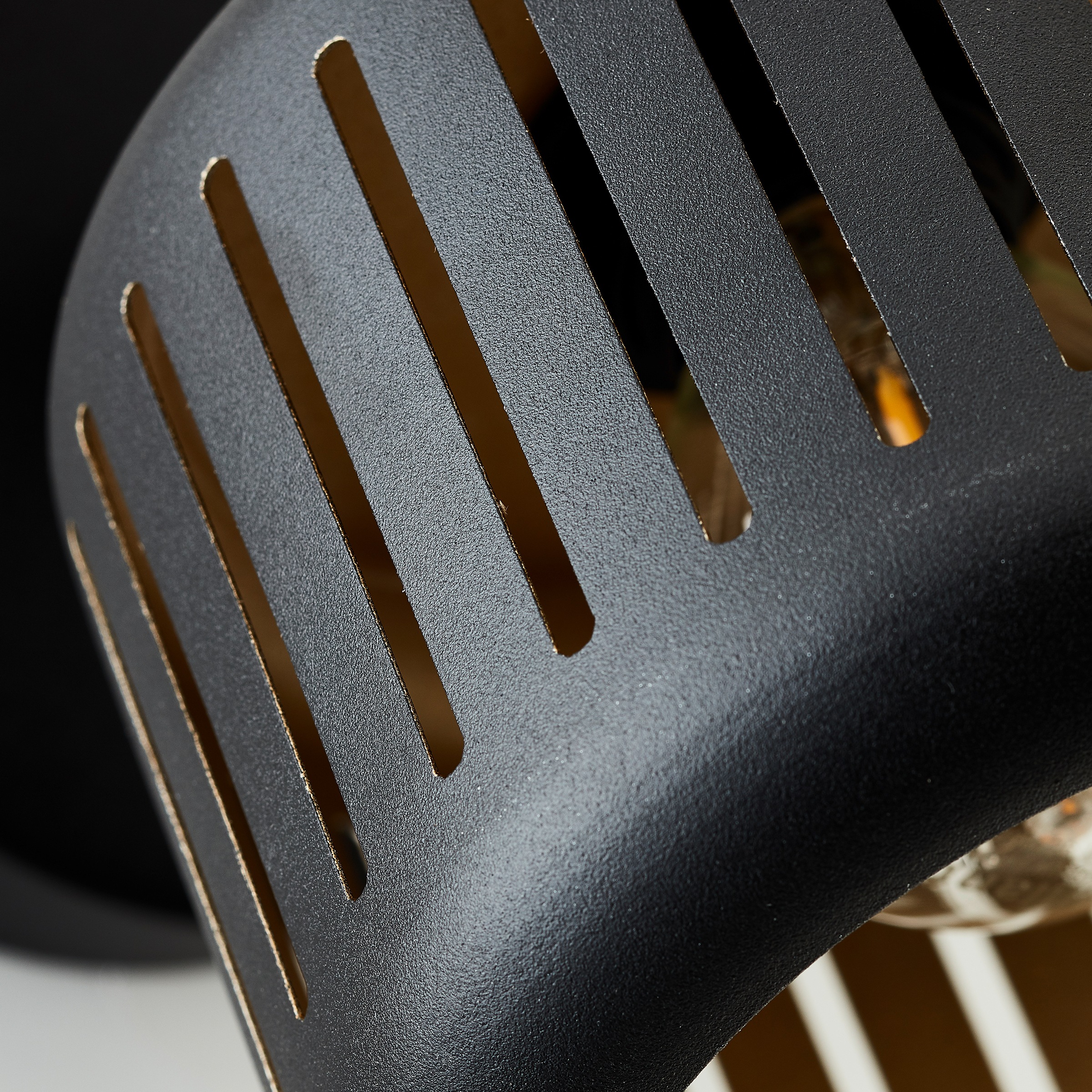 Brilliant Wandstrahler »Tyas«, 1 flammig, Leuchtmittel E14 | ohne Leuchtmittel, Wandspot, 15 x 11 x 20 cm, E14, schwenkbar, Aluminium, schwarz/gold