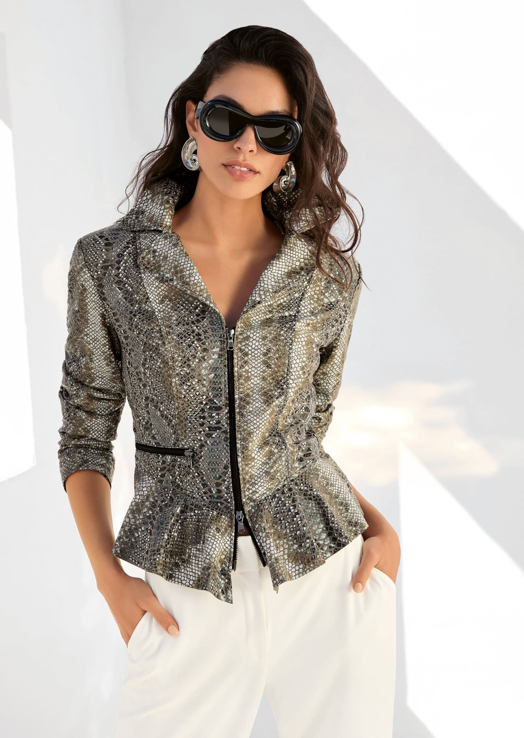 MADELEINE Lederjacke »Lederjacke Sportliche Kurzjacke mit Snake-Print«