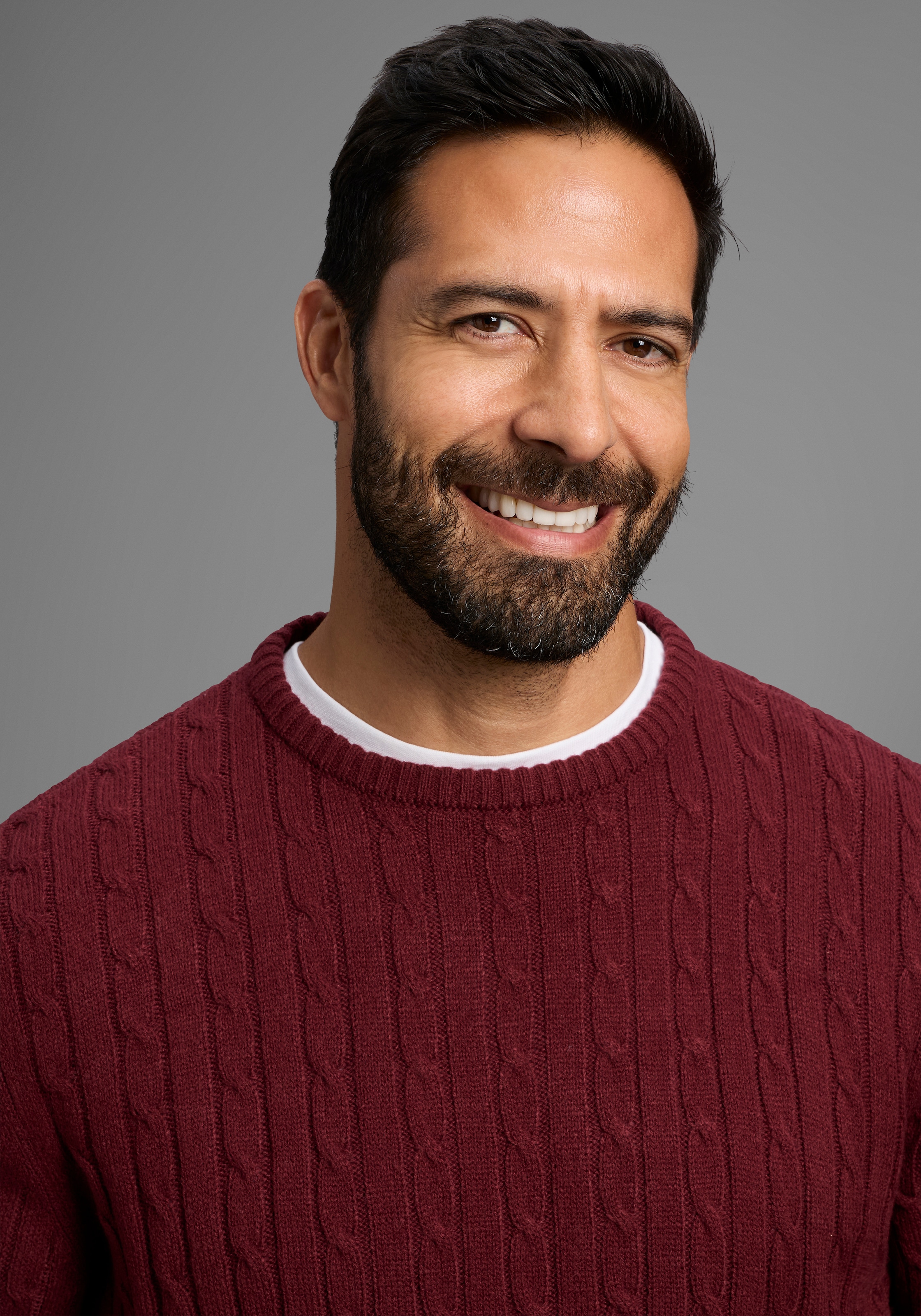 Man's World Rundhalspullover »Neue Kollektion! Highlight allover Zopfmuster!« weicher Griff, Perfekt für die kältere Jahreszeit