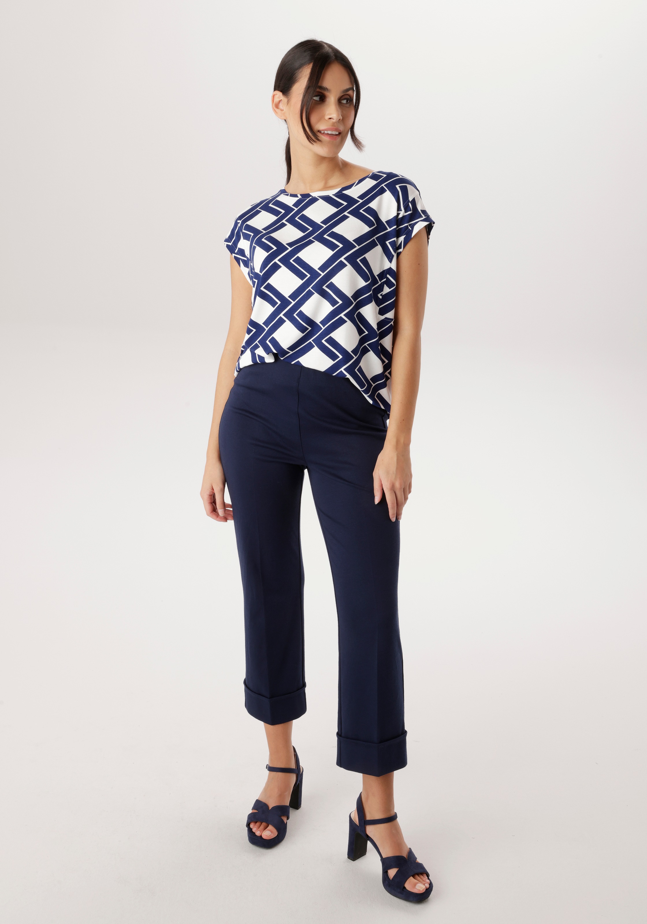 Aniston SELECTED T-Shirt überschnittene Schultern und fixiertem Umschlag - NEUE KOLLEKTION