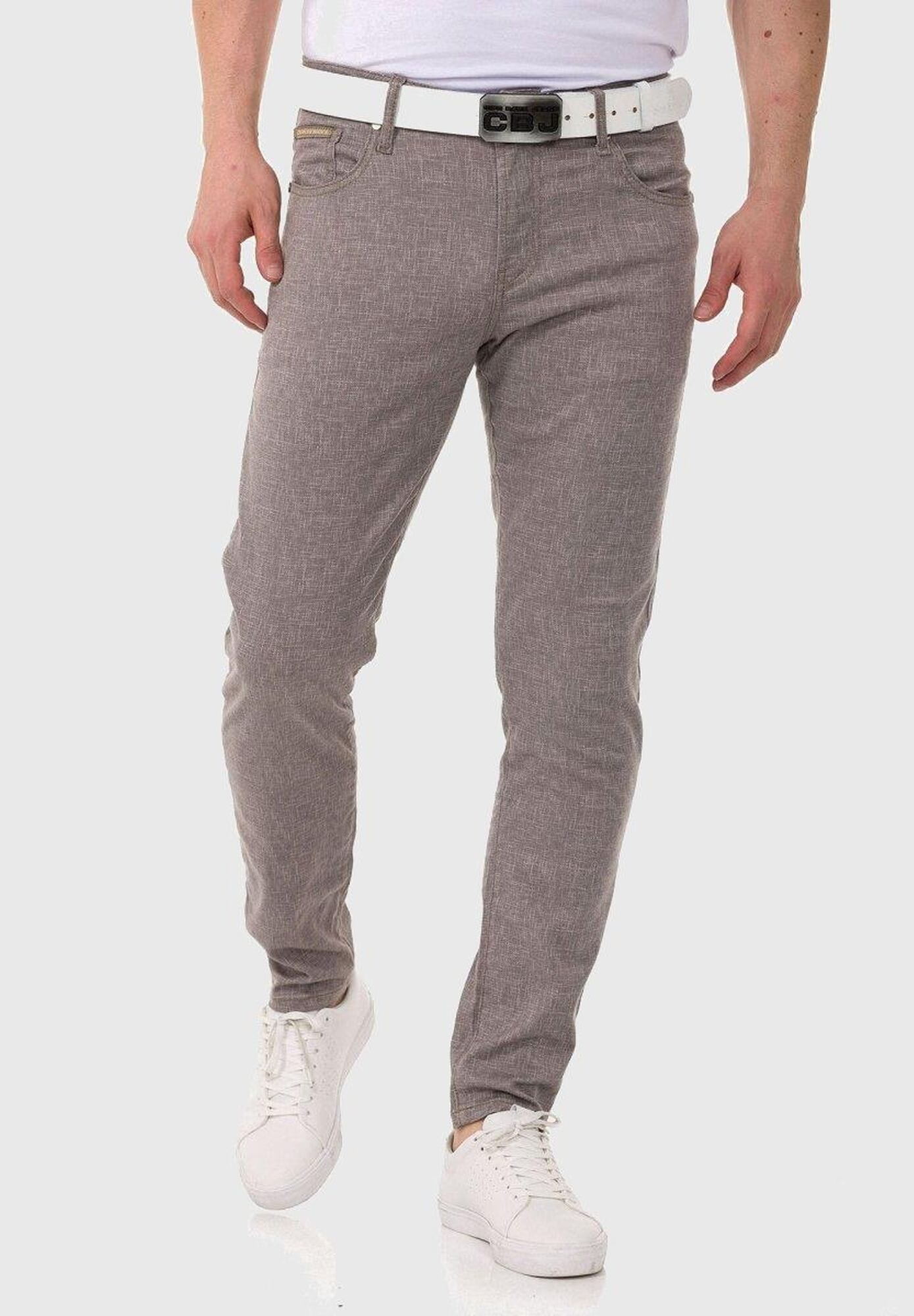 Cipo & Baxx Stoffhose »Cipo & Baxx Hose«  im unifarbenen Look
