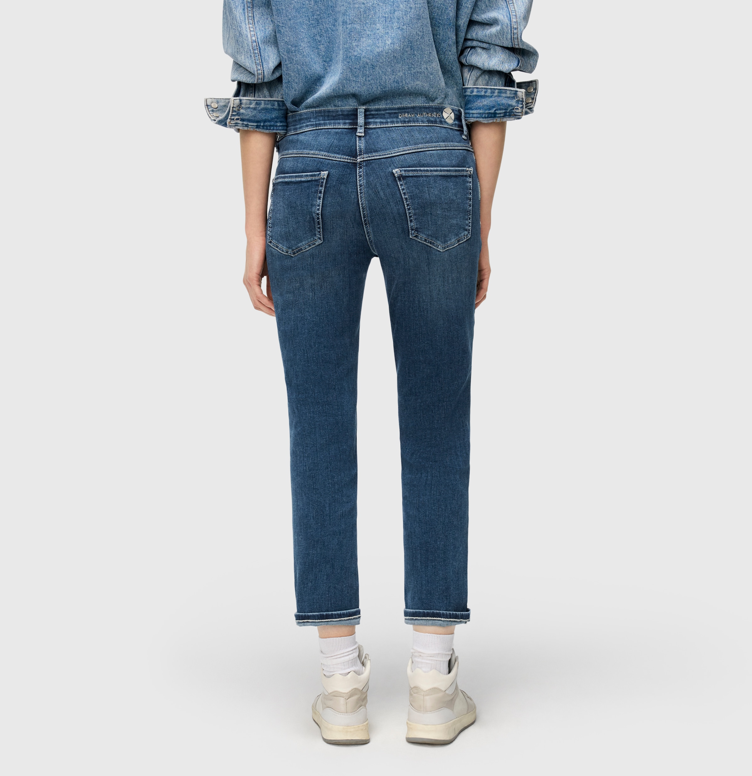 MAC 7/8-Jeans »DREAM cropped auth.« Innovativer Hyperstretch Denim mit figurformendem Shaping-Effekt