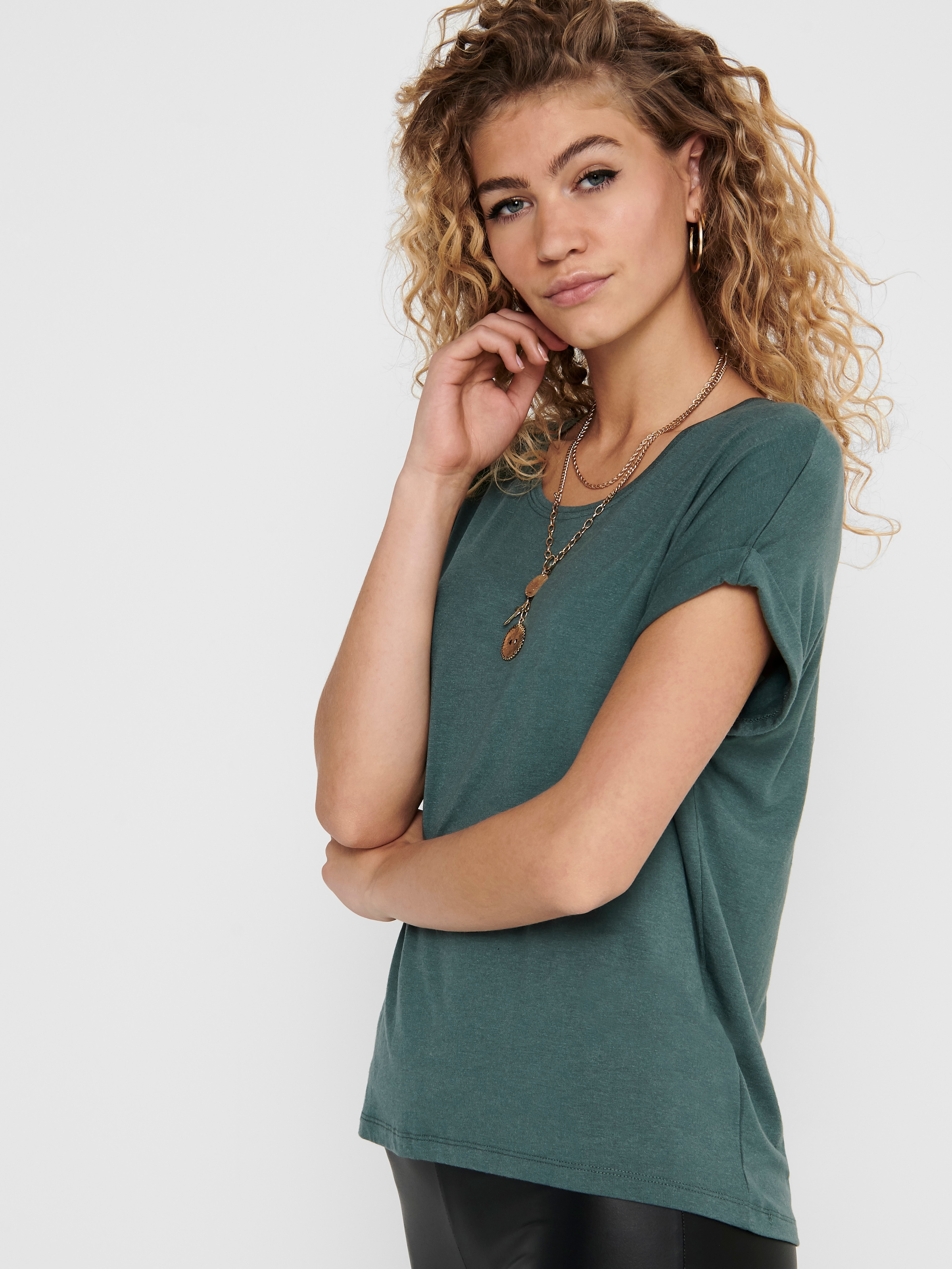 ONLY T-Shirt »ONLMOSTER – T-Shirt mit melierter Optik und elastischem Material«, meliert, casual, lässig geschnitten, Viskosemischung, Rundhals