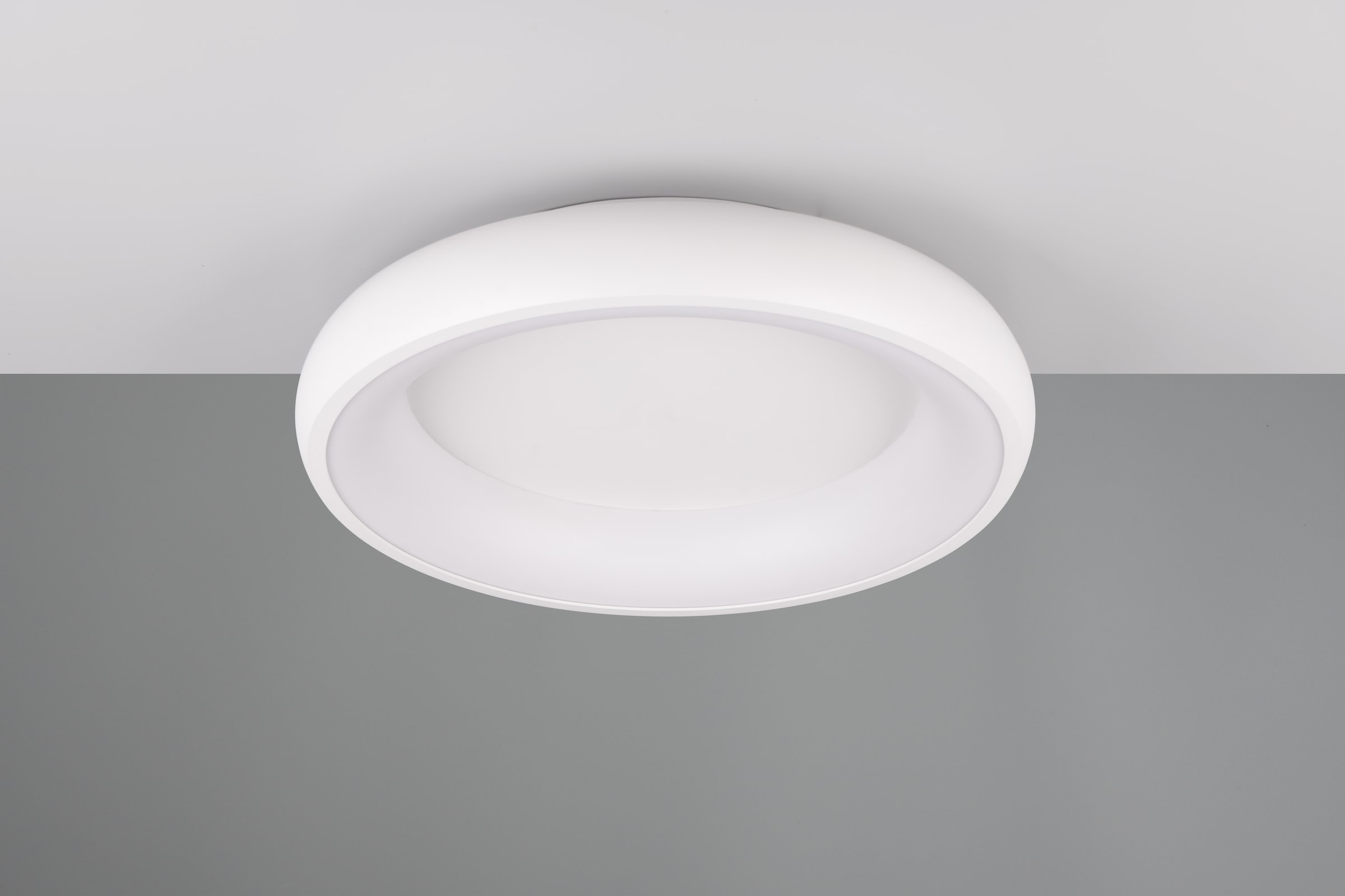 TRIO Leuchten LED Deckenleuchte »CARDONA, runde LED Deckenlampe Büro, Ø 46cm, 3300 Lumen 29W, dimmbar« LED-Board 1 Stk. warmweiß - kaltweiß CCT - Lichtfarbe einstellbar 2300/3000/4000K, auch Wandmontage möglich