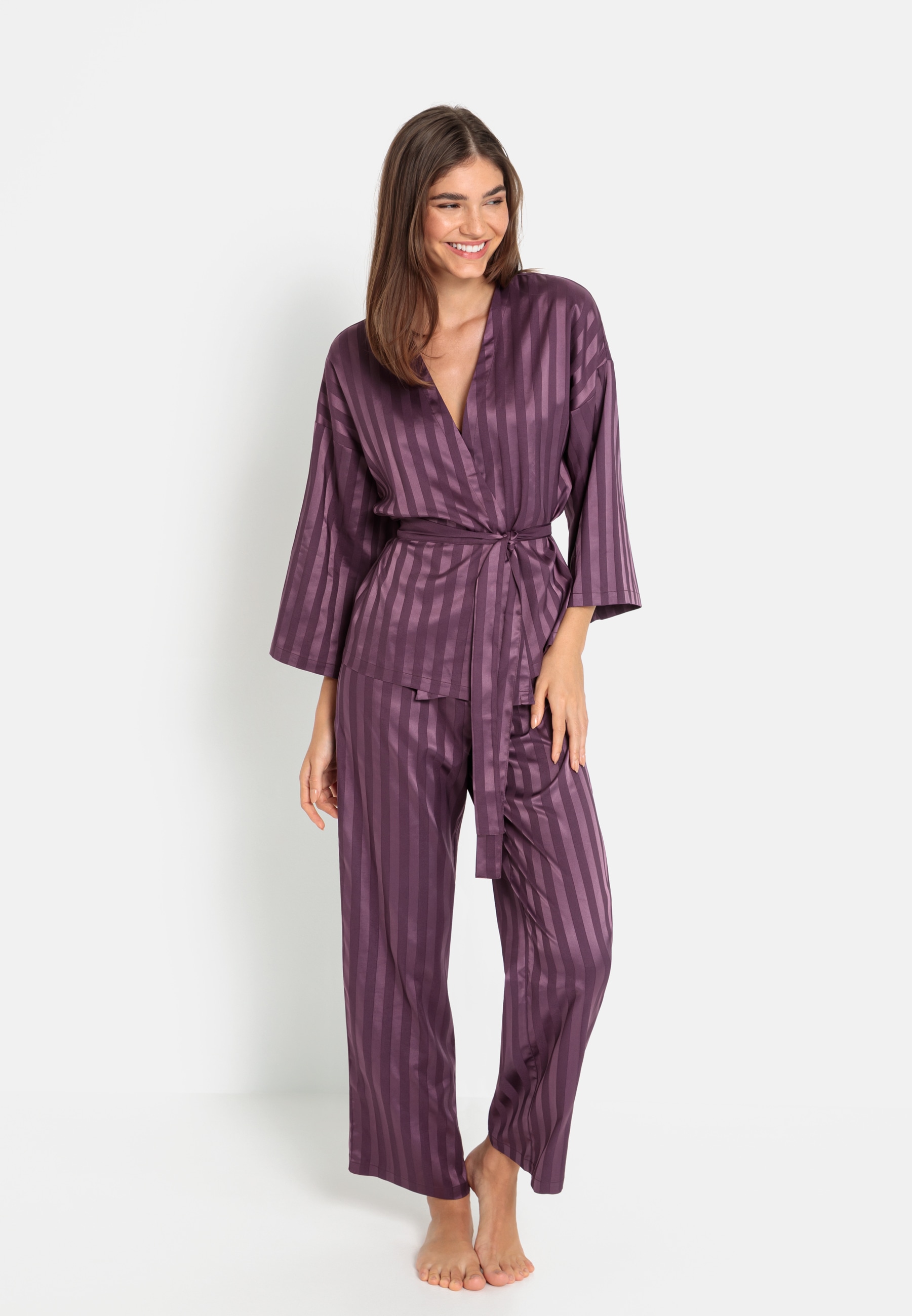 Pyjama, (Set, 2 tlg.), im Kimono-Stil