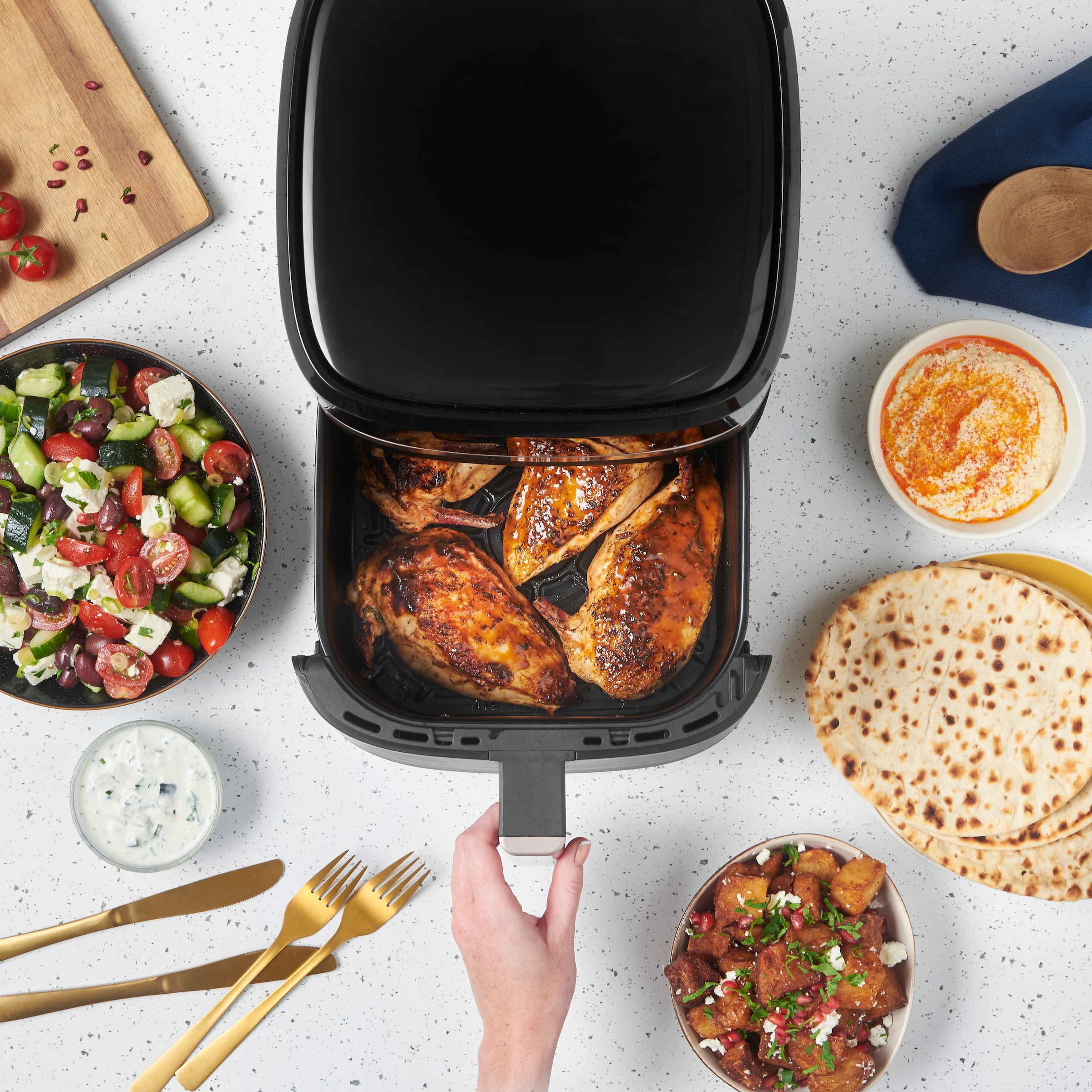 RUSSELL HOBBS Heißluftfritteuse »27630-56 SatisFry, 8,3 L«, 1800 W, Fassungsvermögen 8,3 l, Airfryer–wenig oder kein Öl erforderlich, 9 Programme, 8,3 L