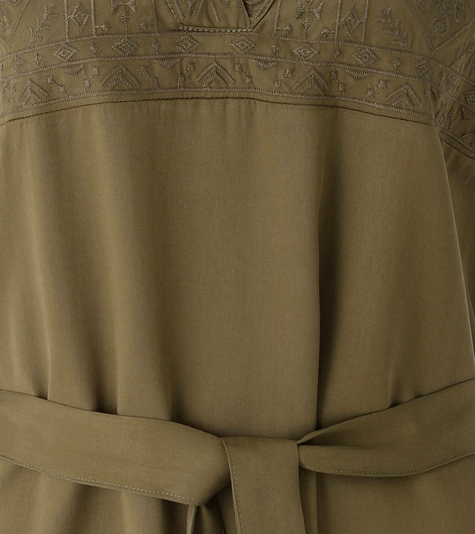 Aniston CASUAL Tunikakleid mit abnehmbaren Bindegürtel,  Eingrifftaschen mit aufwändig besticktem Vorderteil - NEUE KOLLEKTION