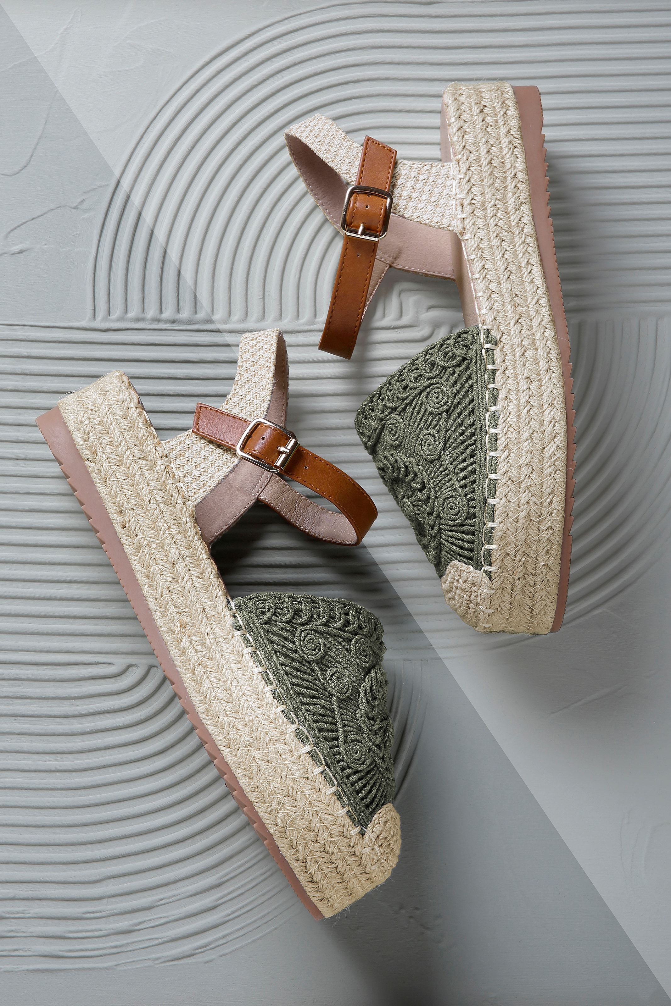 Aniston SHOES Plateausandale  Häkel-Sandale, Sommerschuh, Urlaubsschuh - NEUE KOLLEKTION