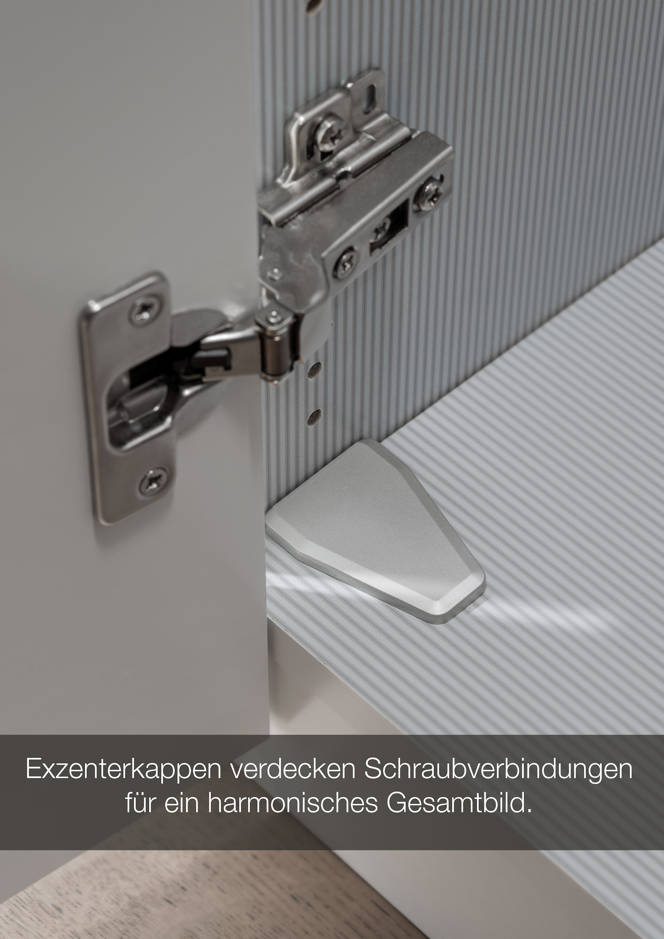 Musterring Kleiderschrank »San Diego, Kleiderschrank, Schrank, Garderobe, mit Glastüren« weiß, Türen gedämpft, 2 Höhen, mehrere Breiten, MADE IN GERMANY, 1 Stk. tlg. 3-türig (gedämpft), 4 Böden, 2 Kleiderstangen, Chromgriffe