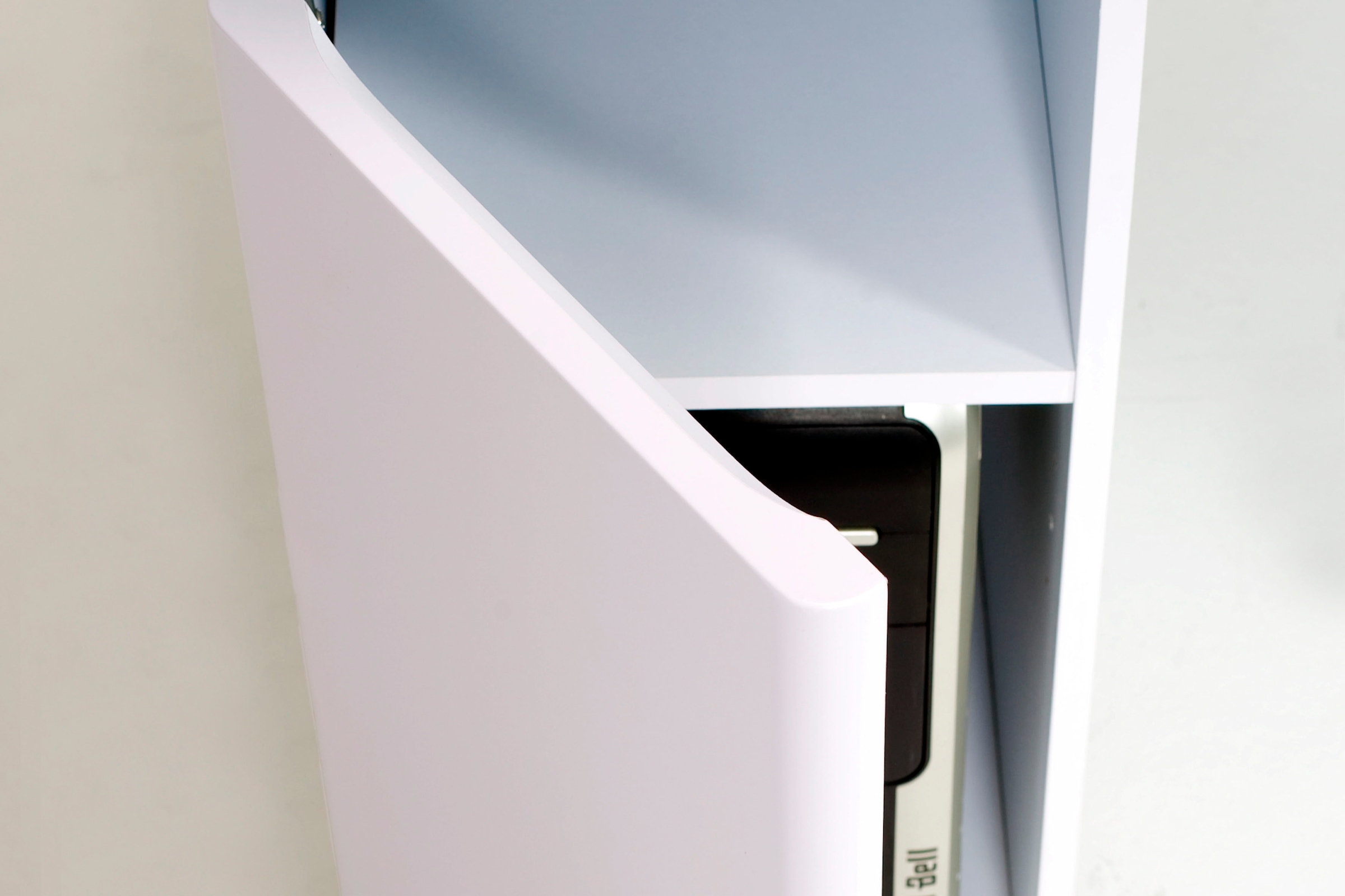 Jahnke Schreibtisch »CU-LIBRE 140«, (1 St.), Platzsparender Arbeitsplatz, mit 1 Schublade und 2 Türen, 135 cm