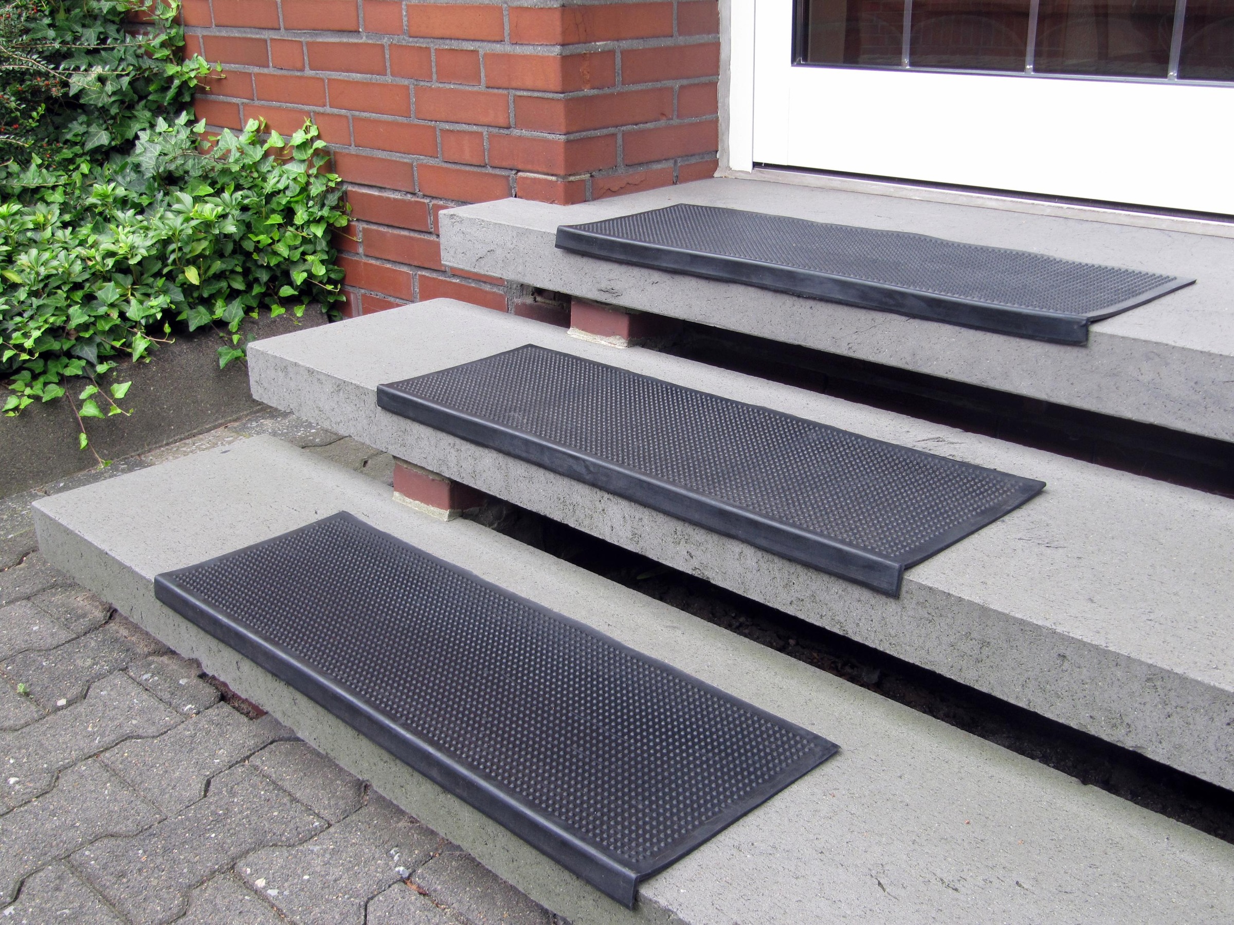 Andiamo Stufenmatte »Gummi«, rechteckig, 7 mm Höhe, Gummi-Stufenmatten, Treppen-Stufenmatten, In- und Outdoor geeignet, 5 Stück in einem Set