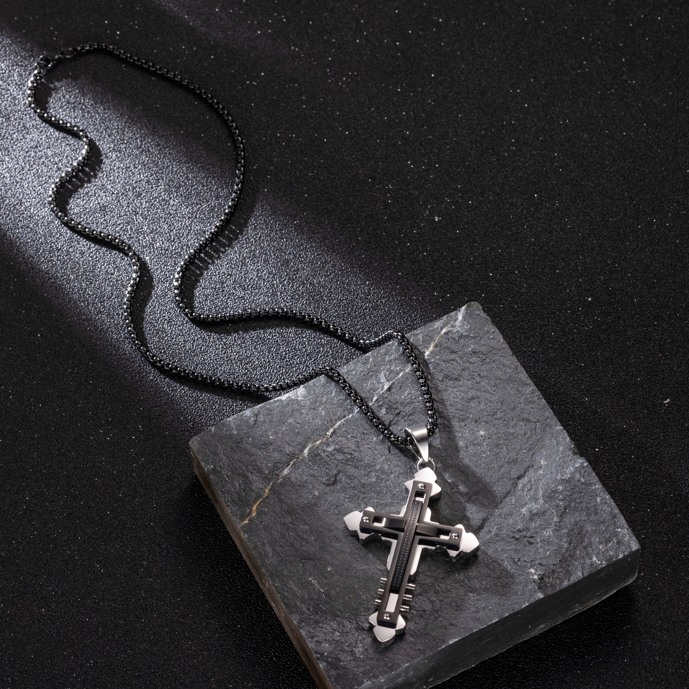 Firetti Kette mit Anhänger »Schmuck Geschenk Edelstahl Halsschmuck Halskette Venezianerkette Kreuz«