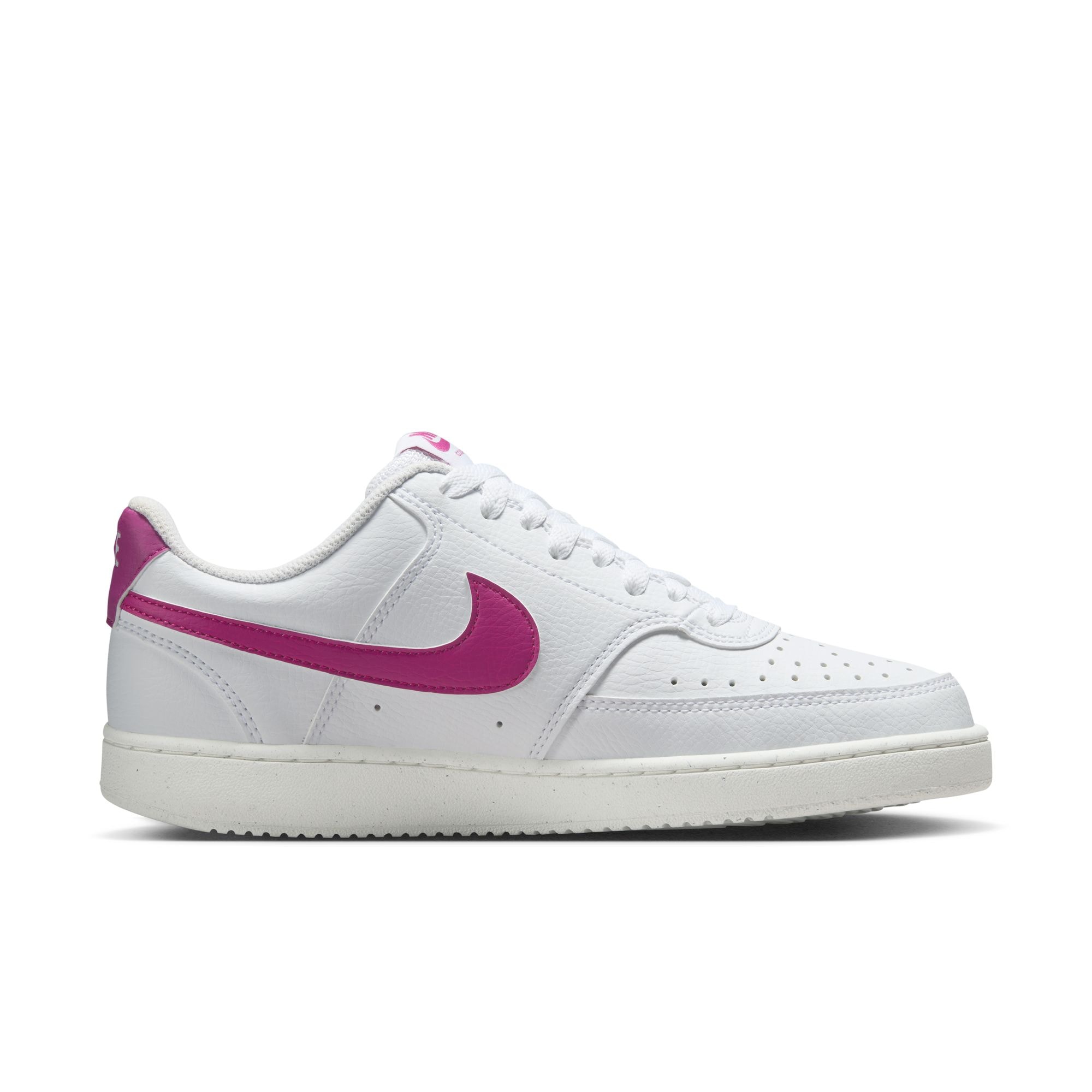 Nike Sportswear Sneaker »Court Vision Low Next Nature«  Design auf den Spuren des Air Force 1