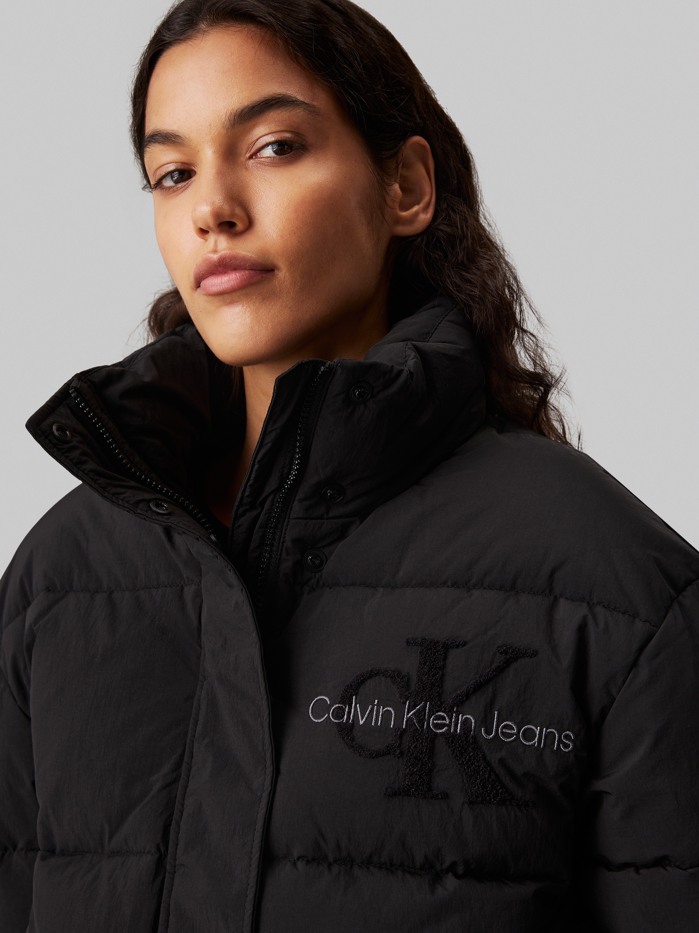 Calvin Klein Jeans Outdoorjacke »CHENILLE MONOLOGO PUFFER«, mit Logostickerei