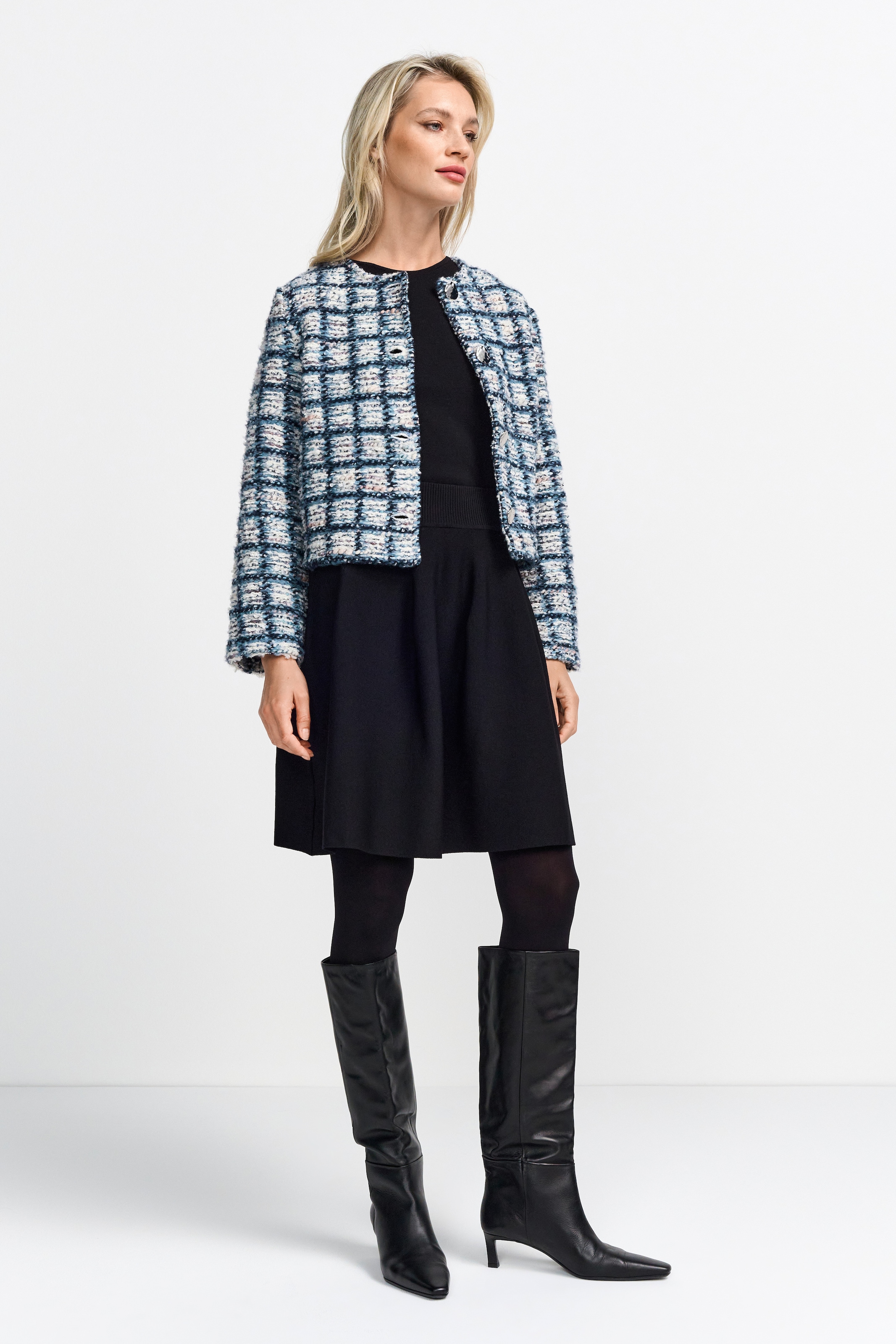 RICHROYAL Kurzblazer, Mit Glitzerdetails in der Wolle