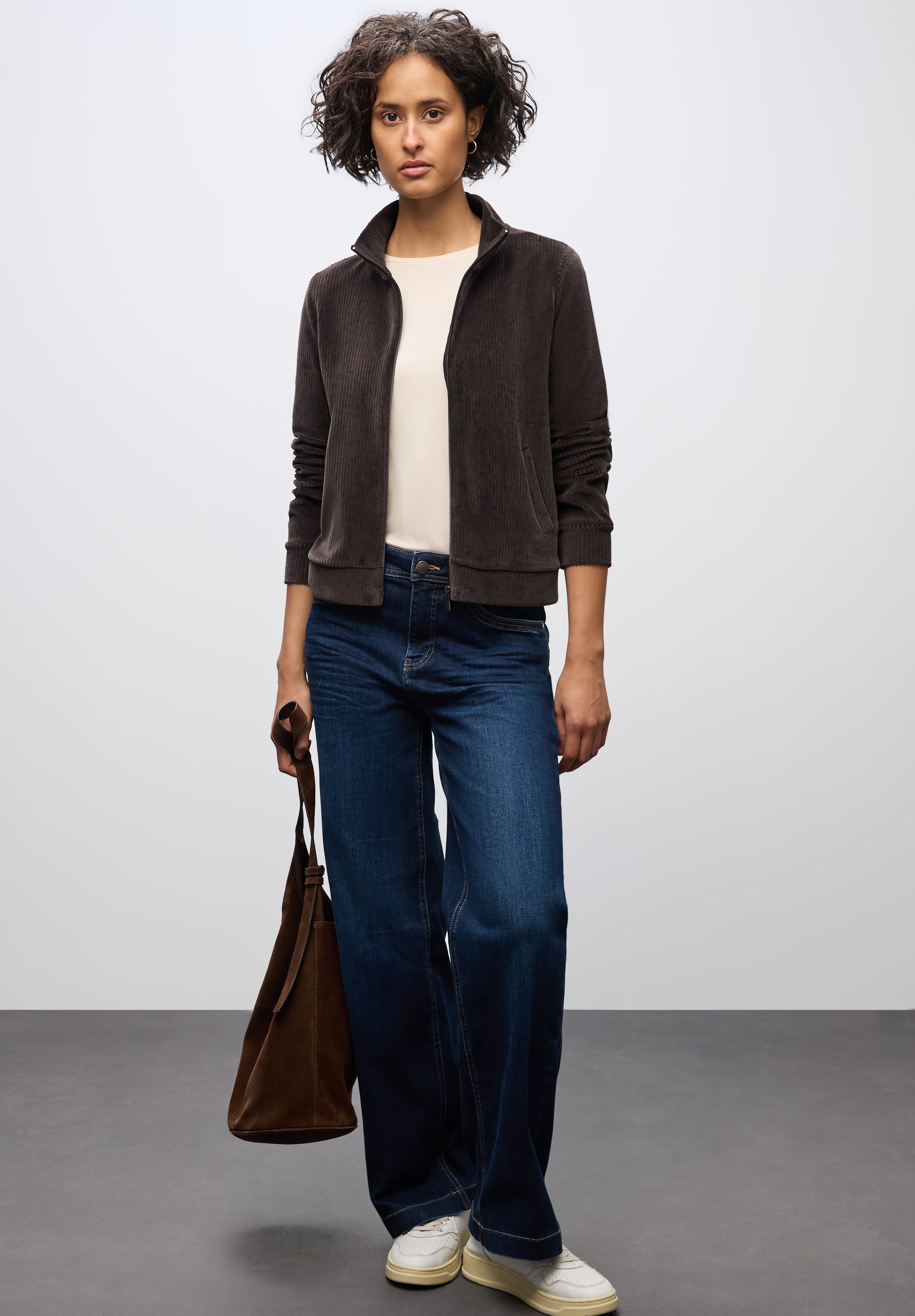 STREET ONE Sweatjacke Cord, mit elastischem Saum und Reißverschluss