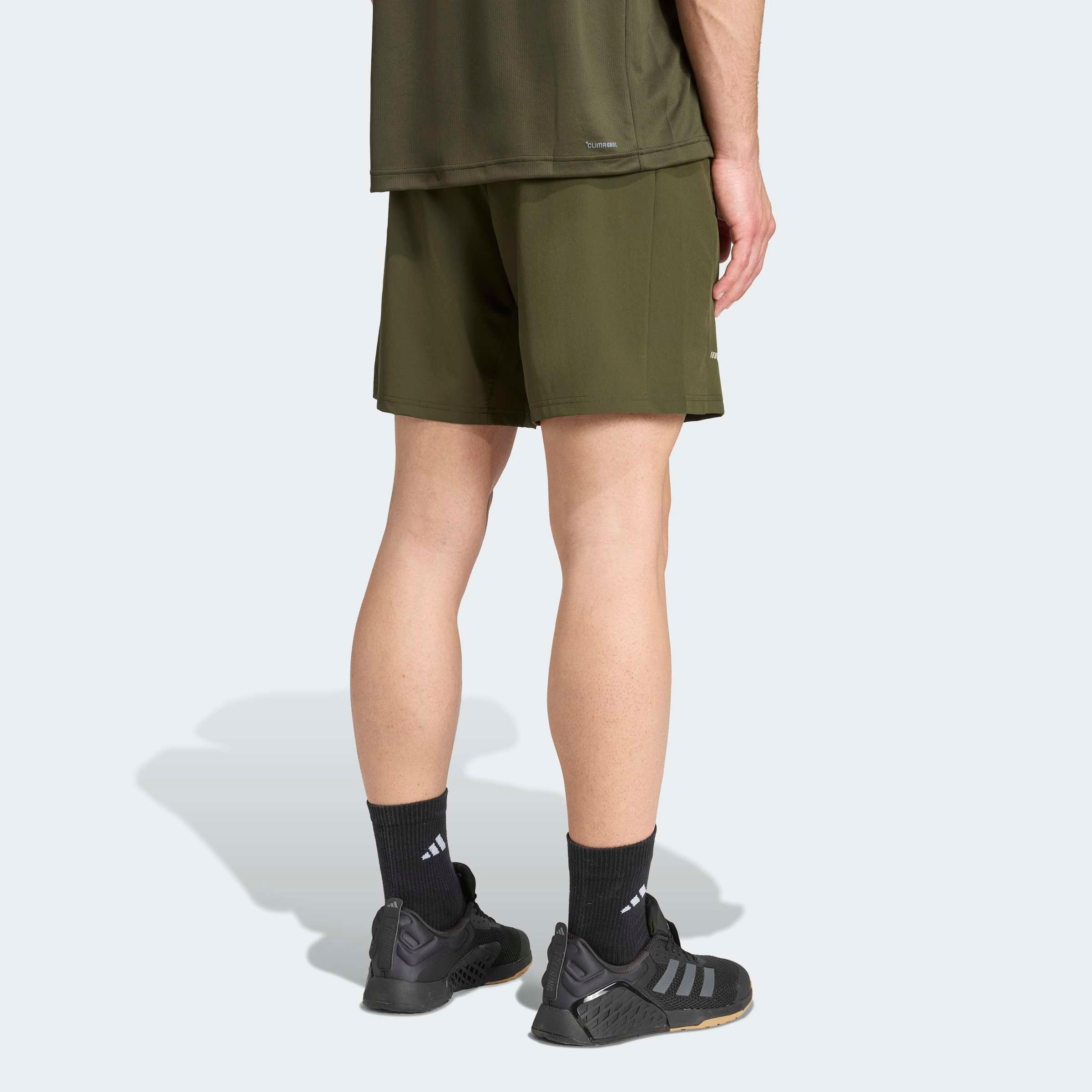 adidas Performance Shorts »TRAINING ESSENTIALS HOLIDAY PACK«  für Fitness und Training, mit Metallic-Optik, schnelltrocknend