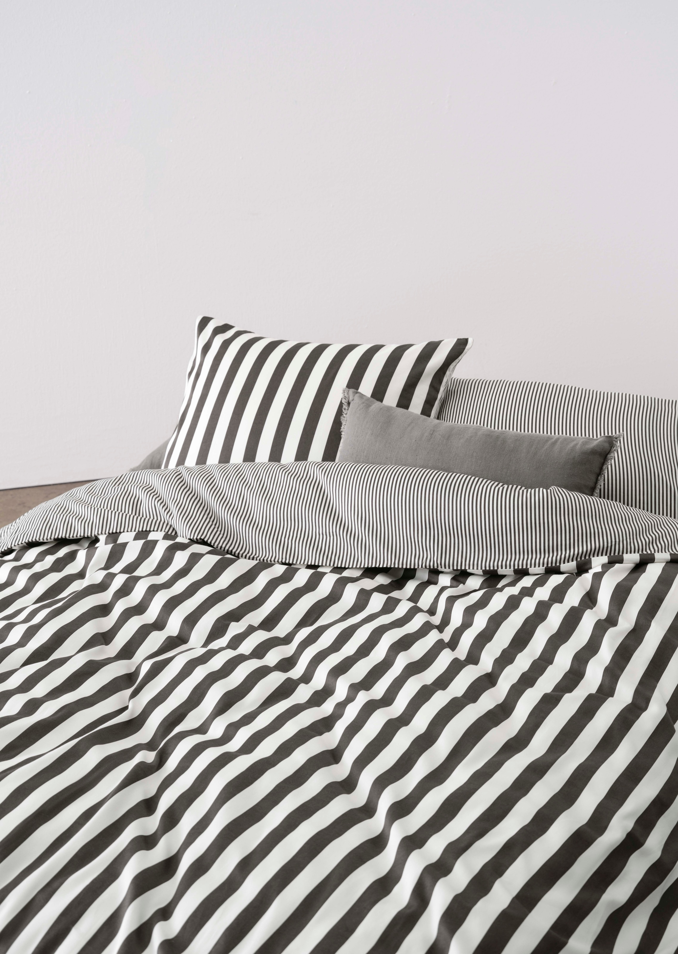 Marc O'Polo Wendebettwäsche »Classic Stripe, 100% Bio-Baumwollsatin«
