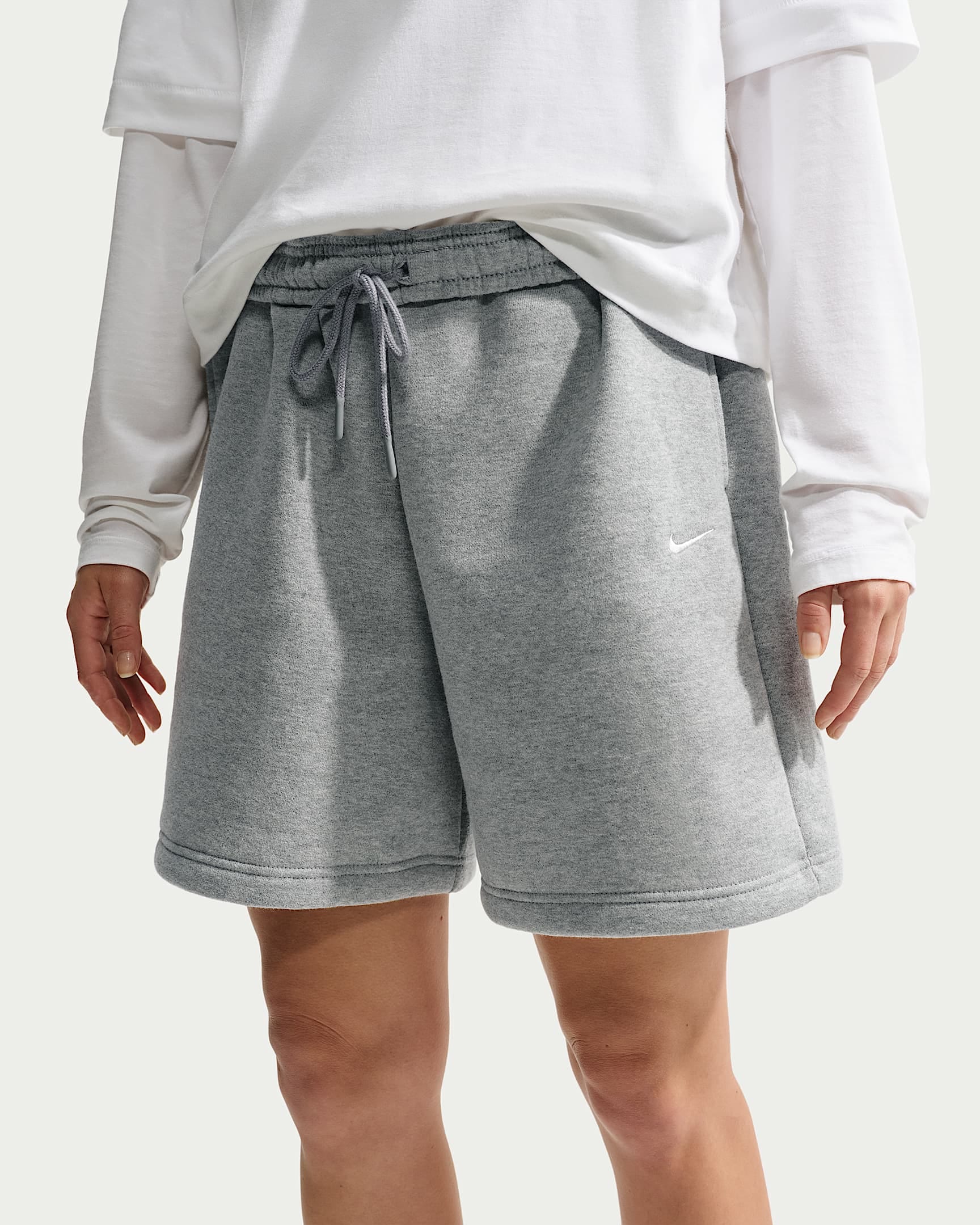 Nike Sportswear Sweatshorts »W NK STDO FLC MW HR OS SHORT«  sportlicher Schnitt, aus Baumwolle und Polyester