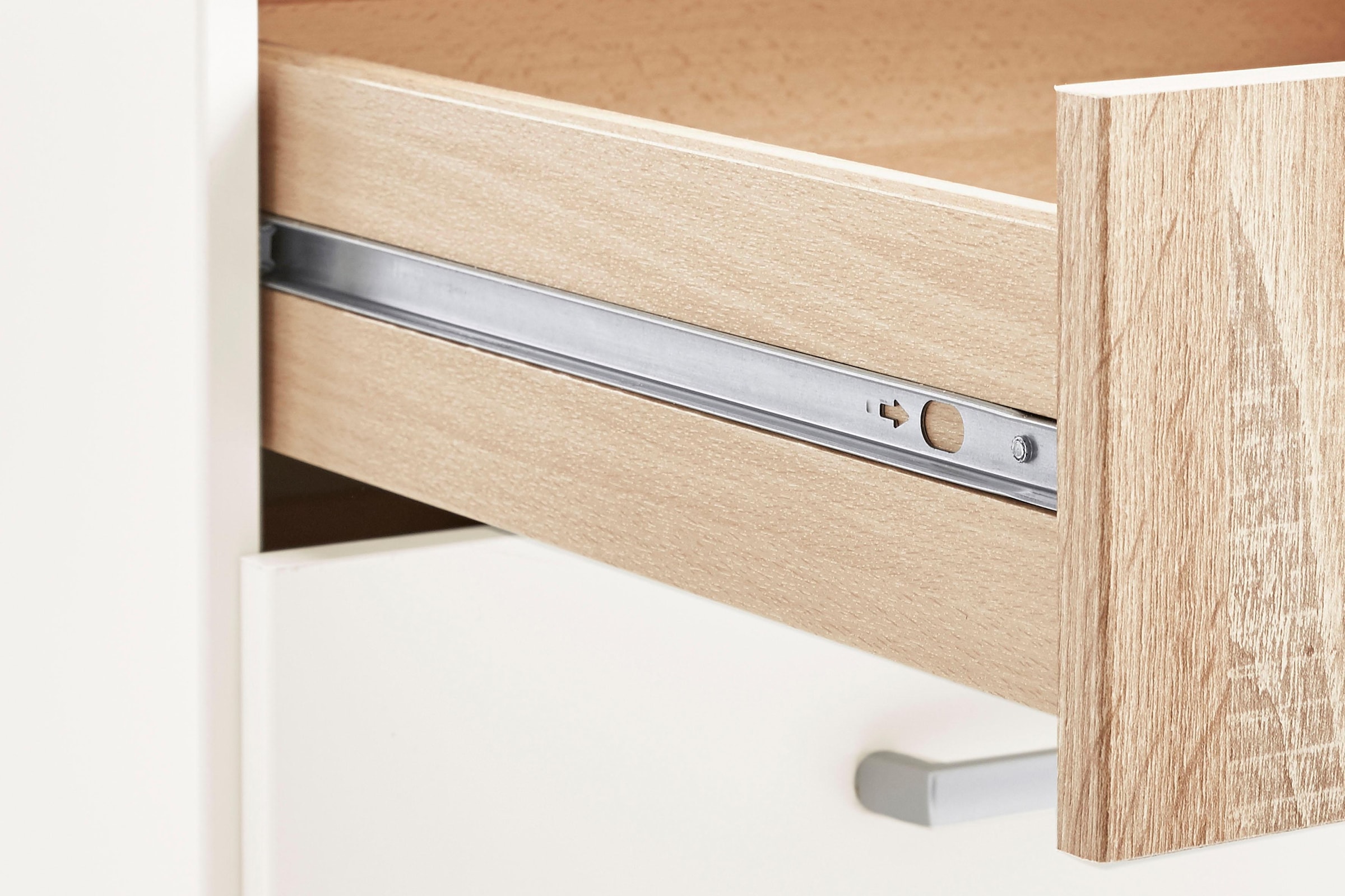 priess Kleiderschrank