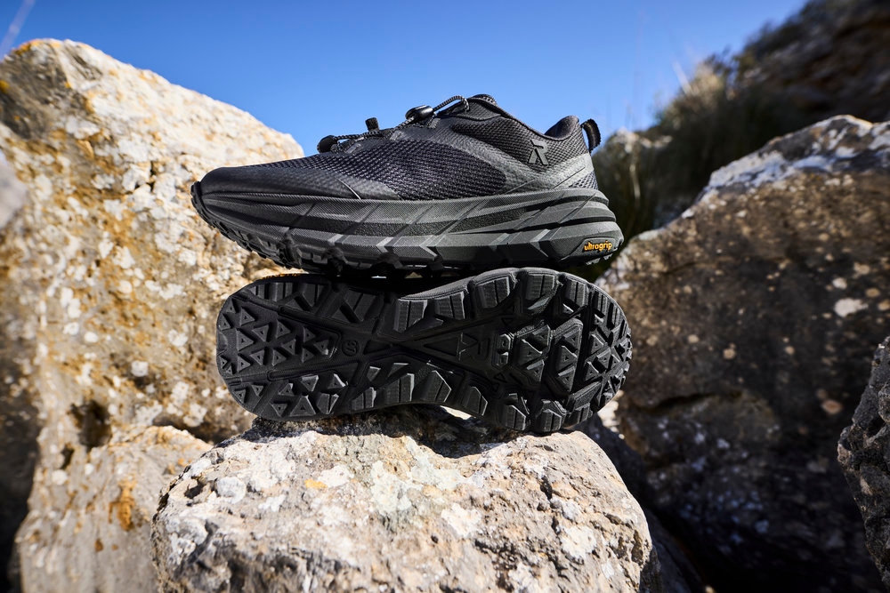 Rieker Plateausneaker  Outdoorschuh mit ultragrip-Laufsohle und Gummizug, TEX