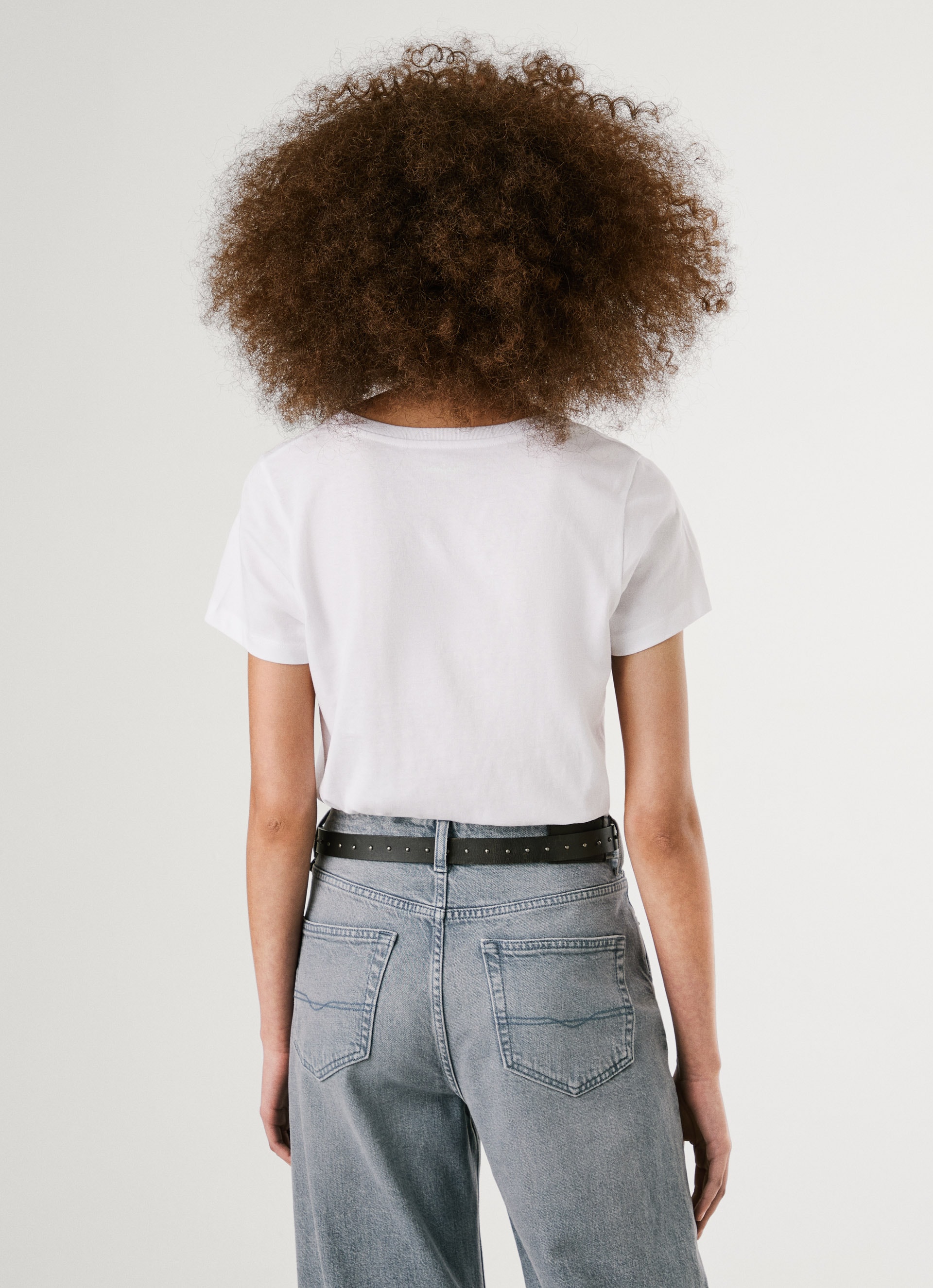 Pepe Jeans T-Shirt »ARIA« mit Ton-in-Ton Paillettenbesatz