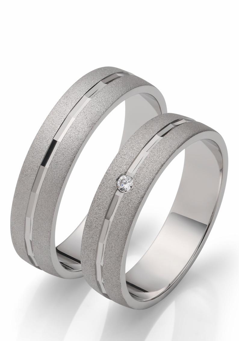 Firetti Trauring »Schmuck Geschenk Hochzeit Ehering "LIEBE"«, wahlweise mit oder ohne Zirkonia (synth.)