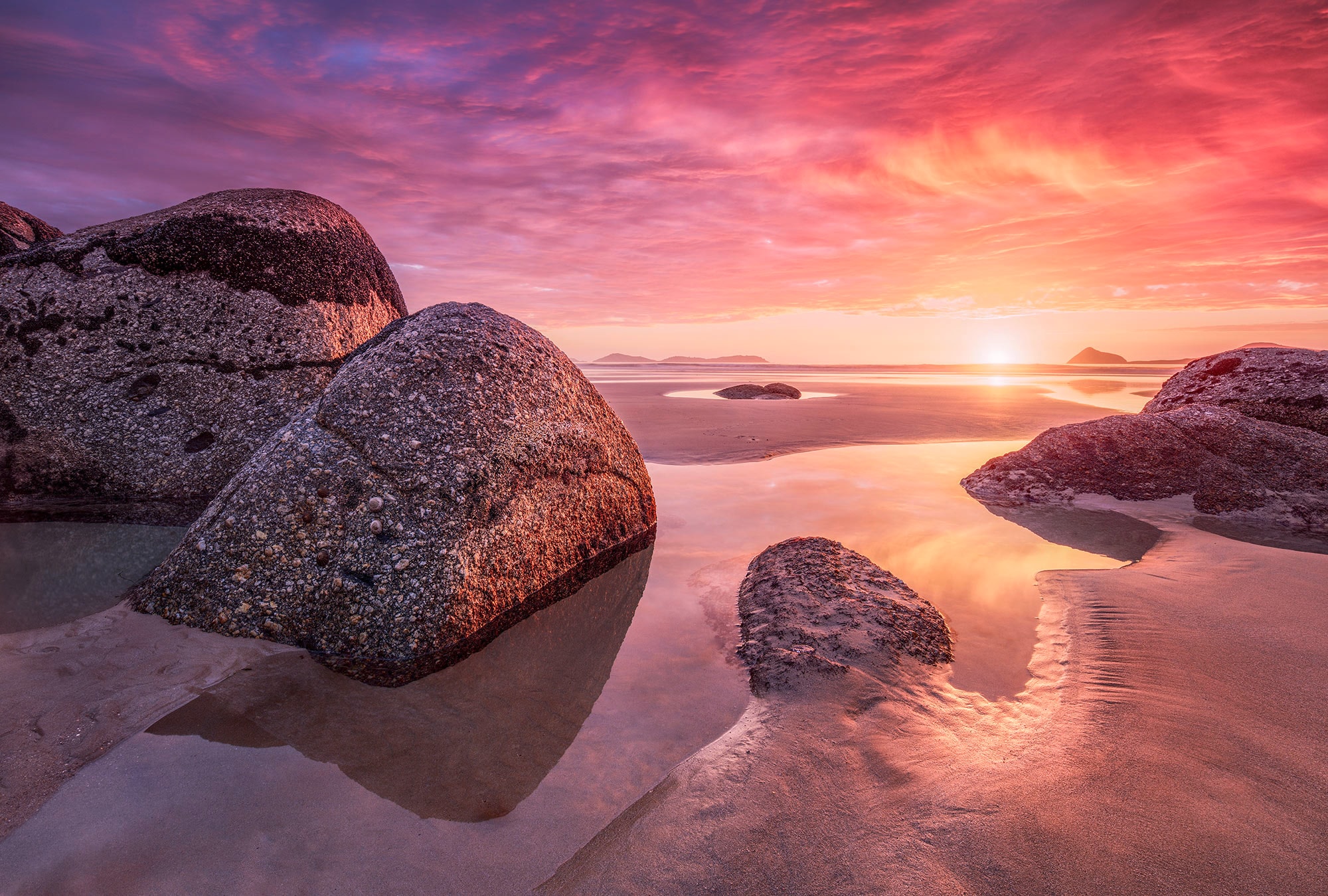Komar Fototapete »Vlies Fototapete - Sunset Bay - Größe 368 x 248 cm« Motiv | bedruckt glatt