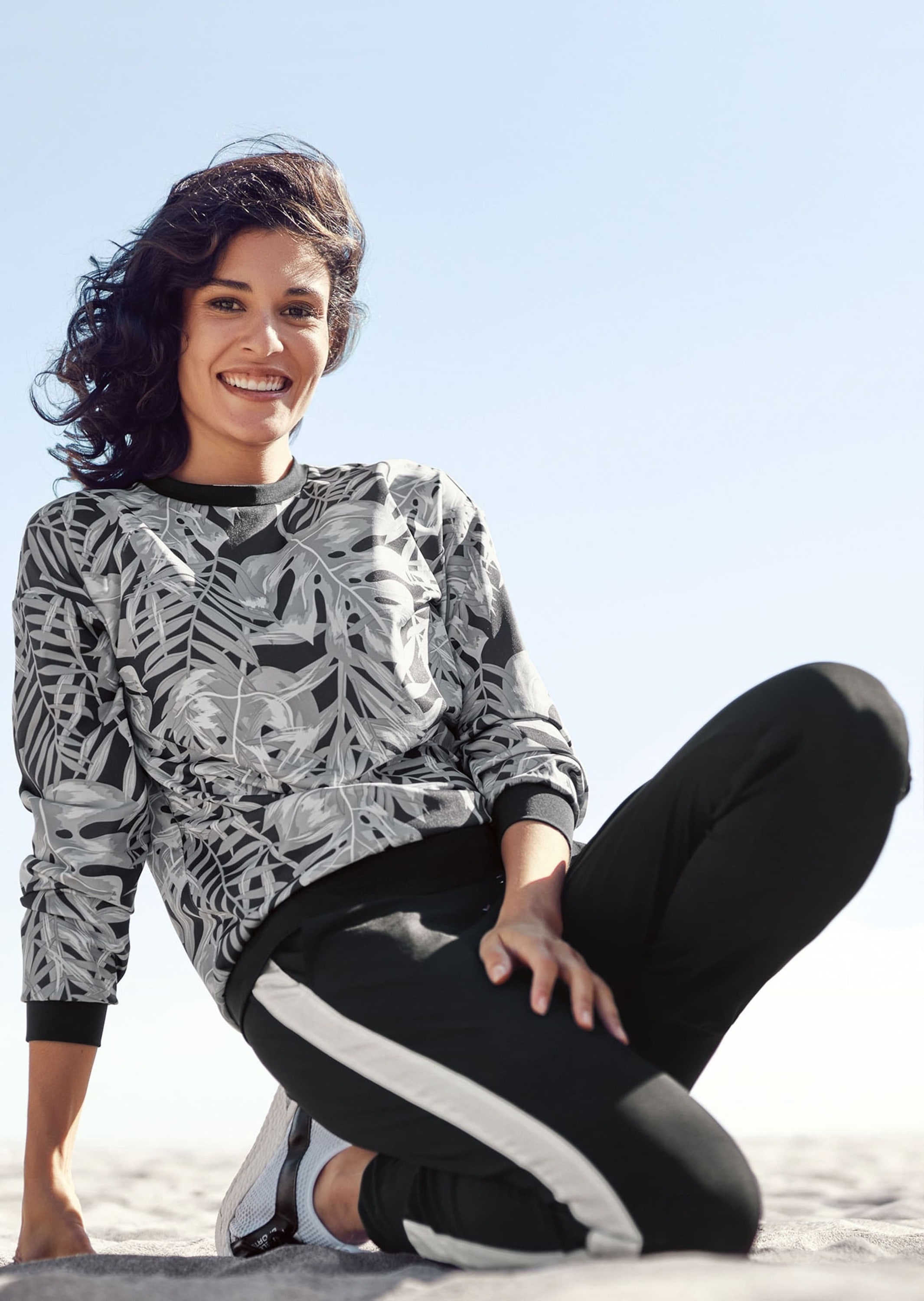 MADELEINE Sweatshirt »Sweatshirt Sweatshirt mit Blätterprint«
