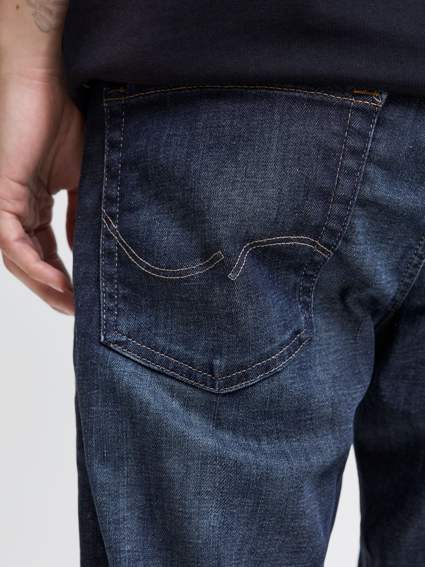 Jack & Jones Tapered-fit-Jeans »JJIMIKE JJORIGINAL CJ SN« mit Five-Pocket-Design