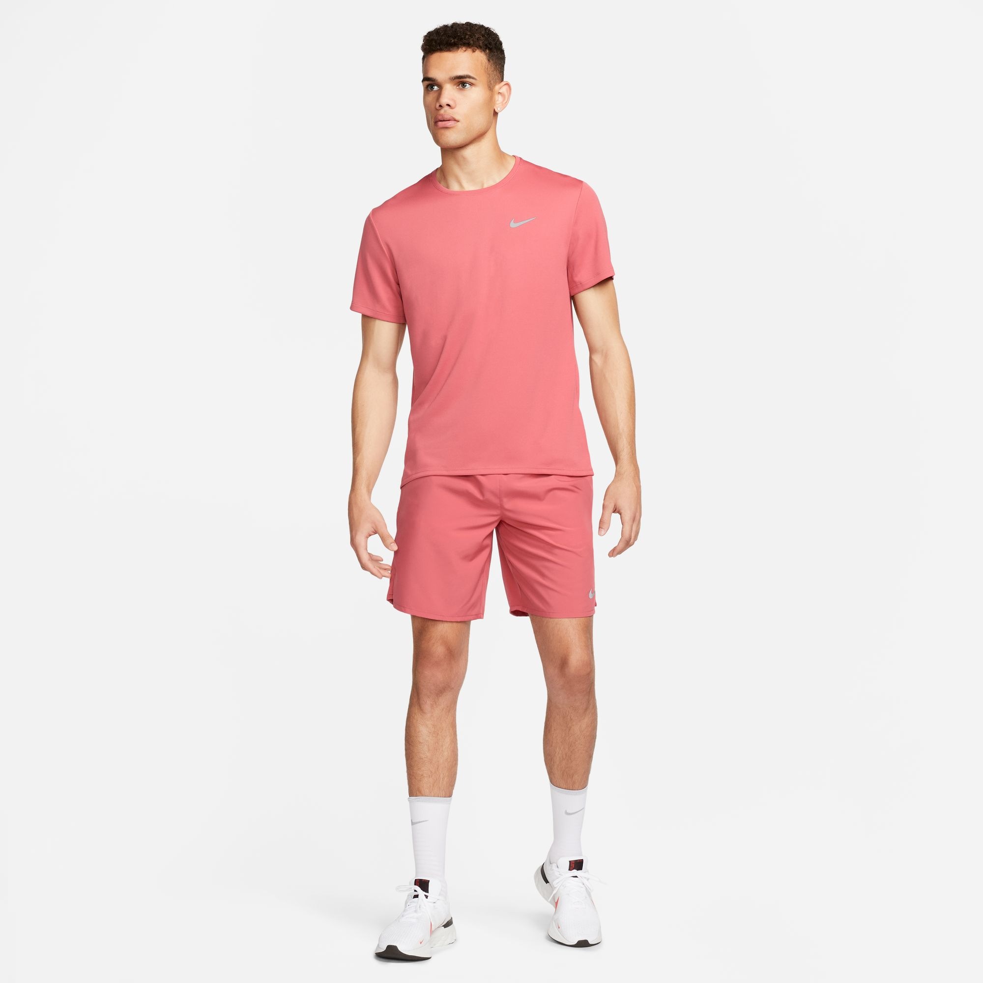 Nike Laufshirt »DRI-FIT UV MILER MEN'S SHORT-SLEEVE RUNNING TOP«