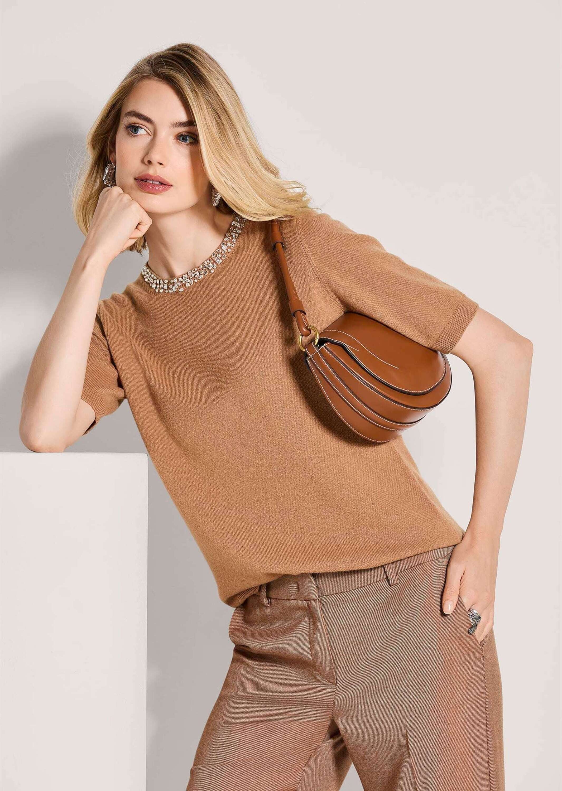 MADELEINE Longpullover »Kaschmirpullover Feinstrickpullover mit Schmucksteinen« Zarte Schmucksteine