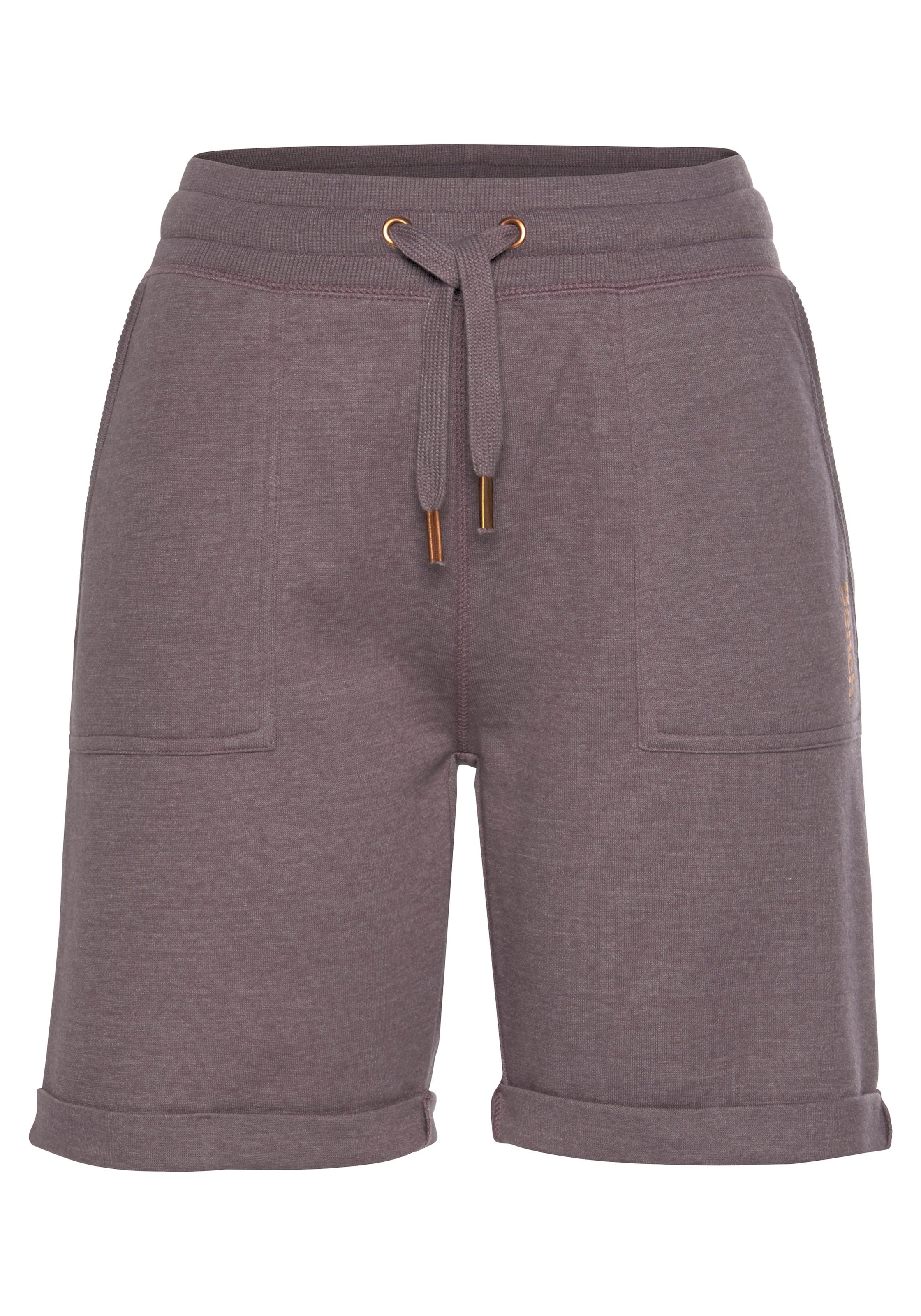 Bench. Loungewear Bermudas, mit aufgeschlagenen Beinsäumen und seitlichen Taschen, Loungewear