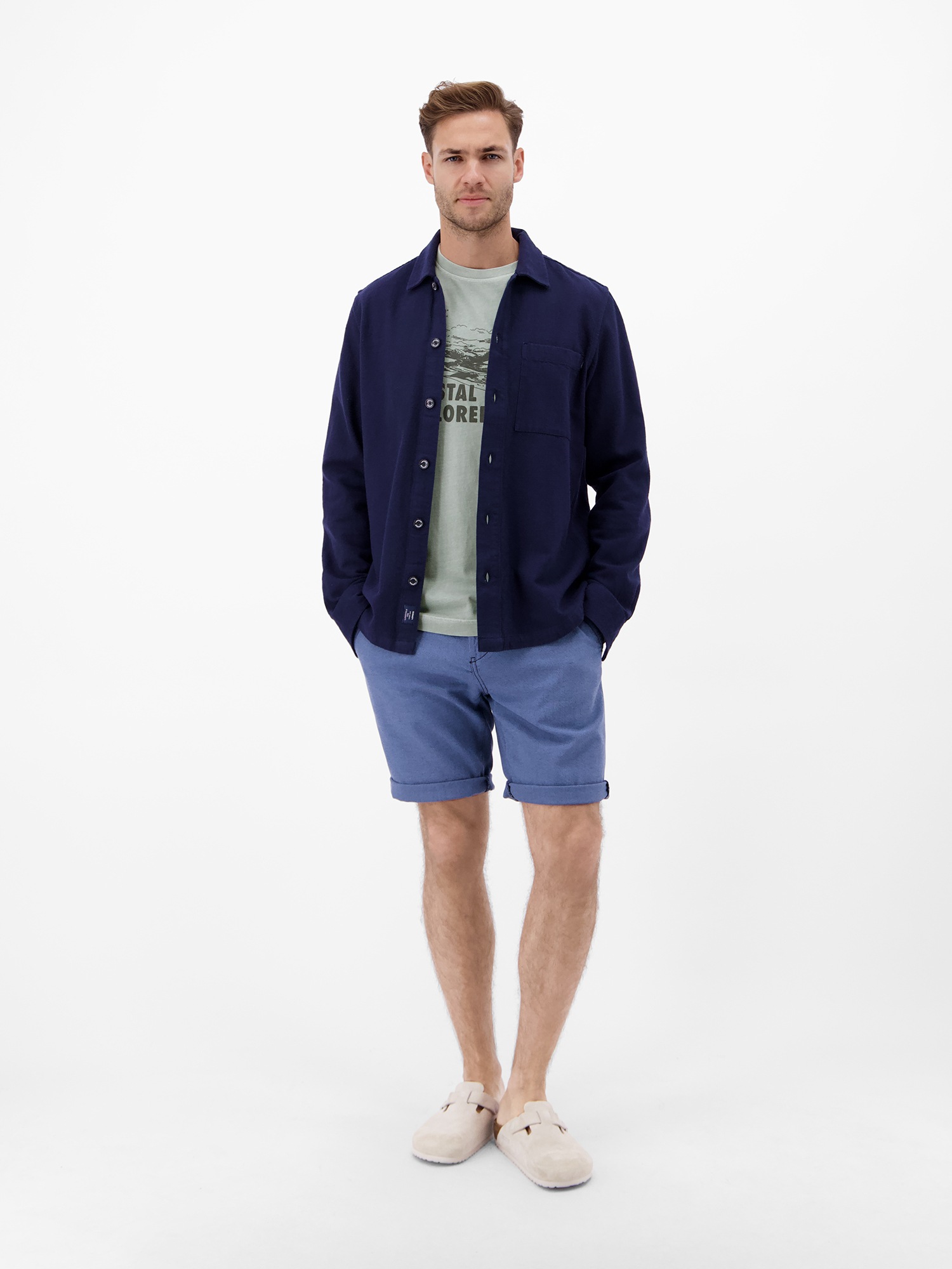 LERROS T-Shirt »T-Shirt mit O-Neck und Frontprint«