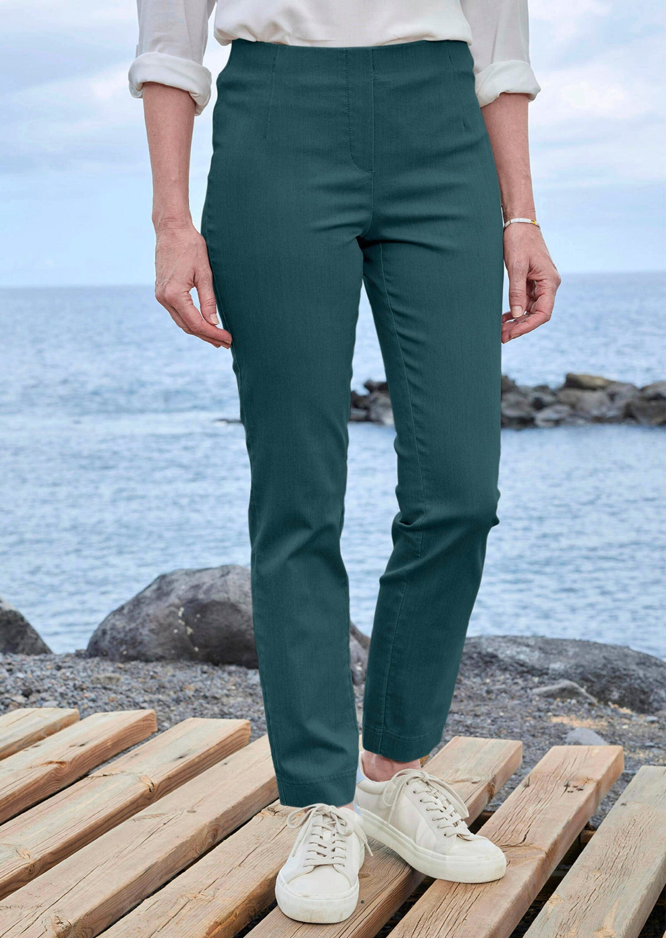 GOLDNER Chinohose »Kurzgröße Hose LOUISA in Veloursleder-Optik«