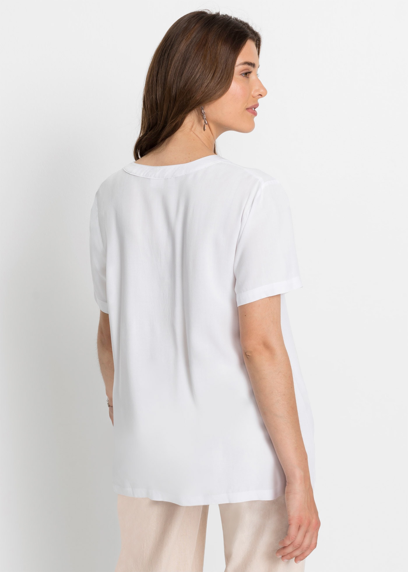 bonprix Longtunika gerader Schnitt, mit kurzem Arm, mit Henleykragen, aus Viskose