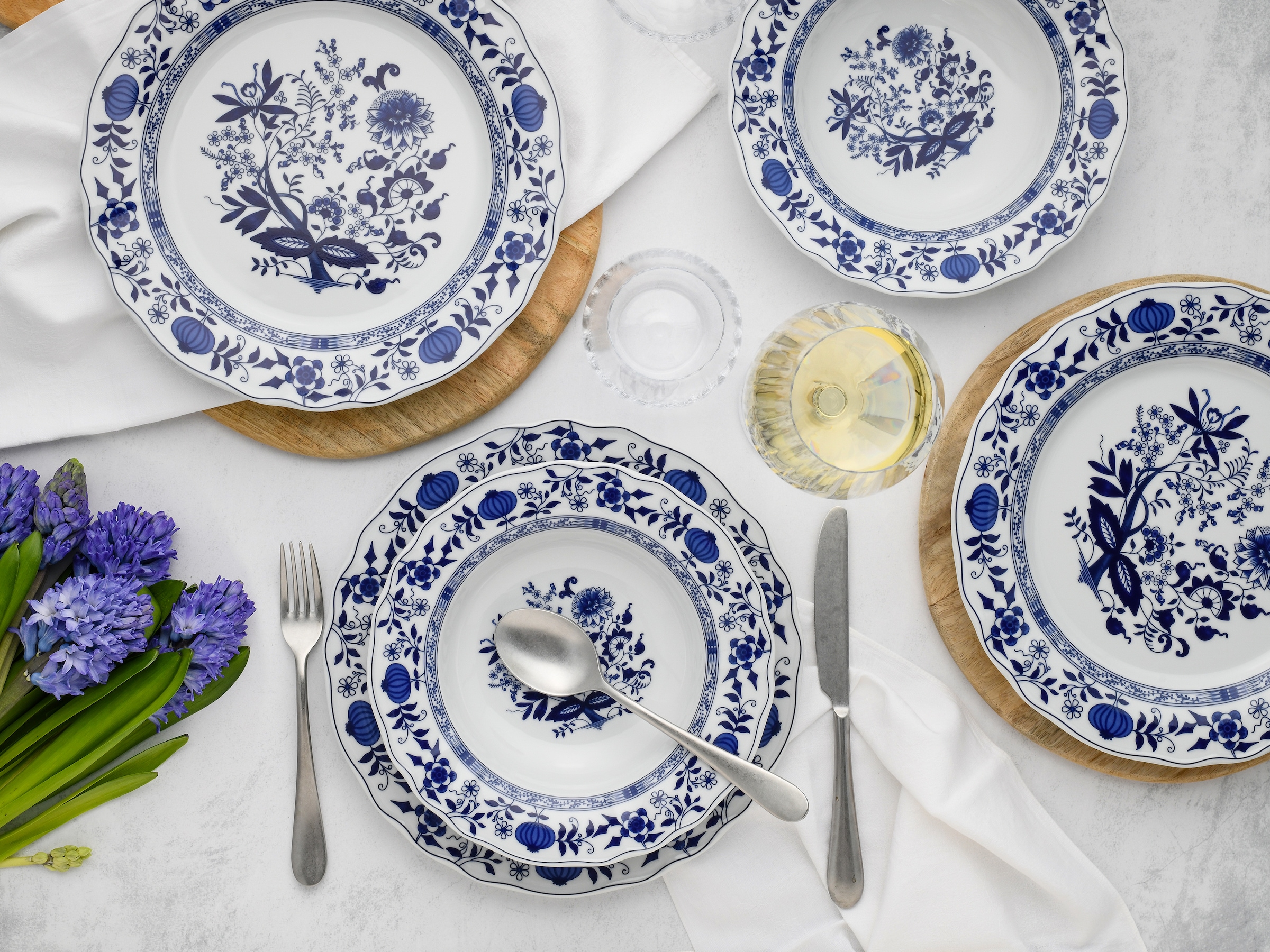 CreaTable Tafelservice »Flora Zwiebelmuster, Tafel-Service 12-tlg« Nostalgisch, Vintage