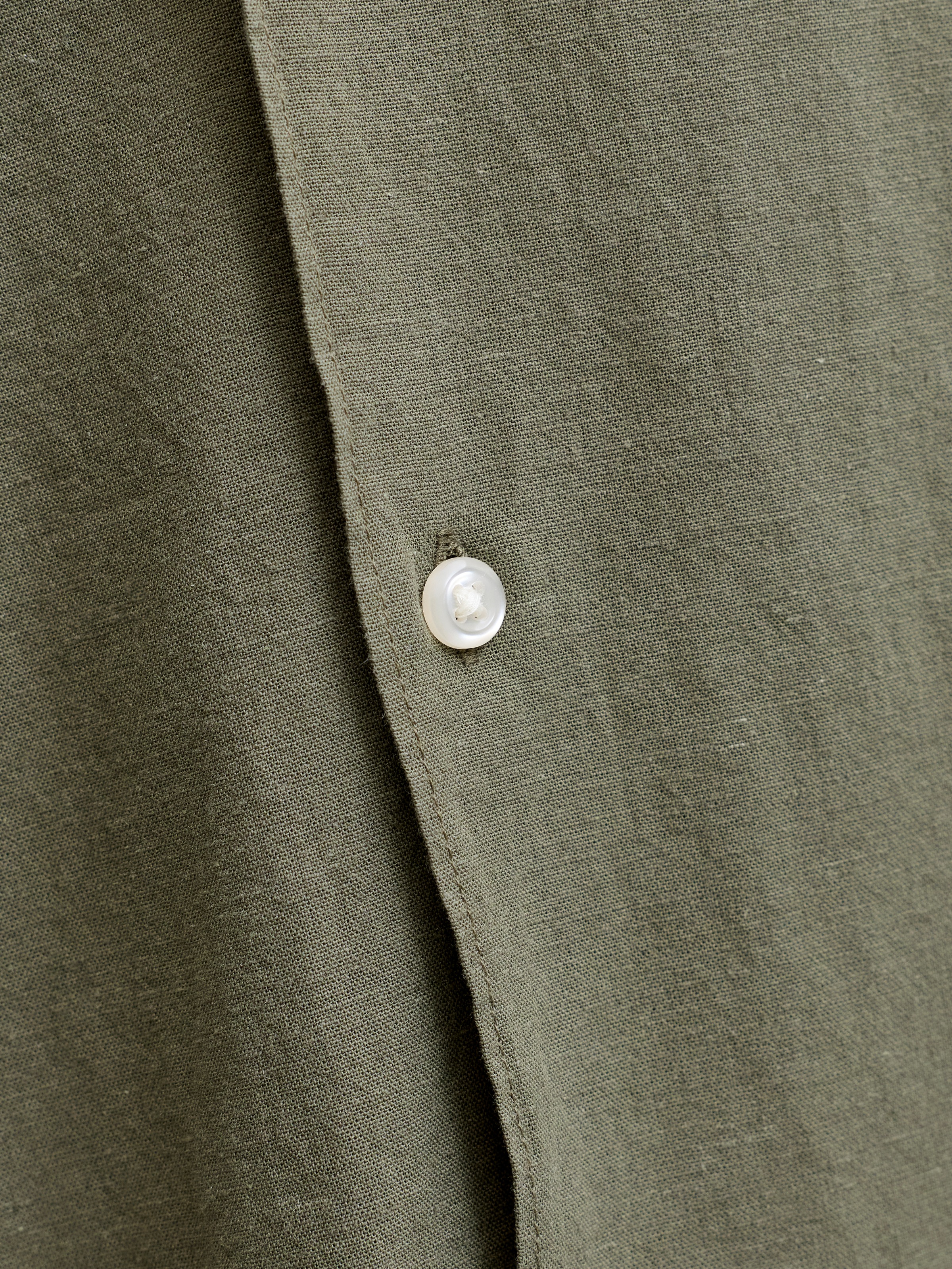 Jack & Jones Kurzarmhemd »JJEBREEZE LINEN BLEND RESORT SHIRT SS SN« mit Knopfleiste