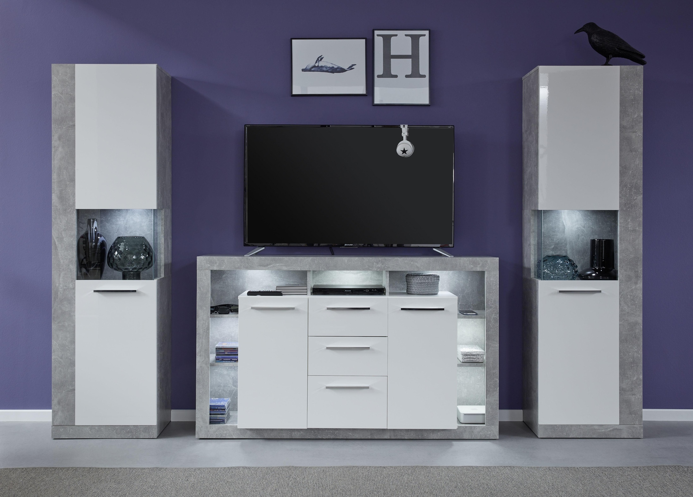 INOSIGN Sideboard »Gwendolyn«, pflegeleichtes Design, Beleuchtung optional, vielseitig kombinierbar