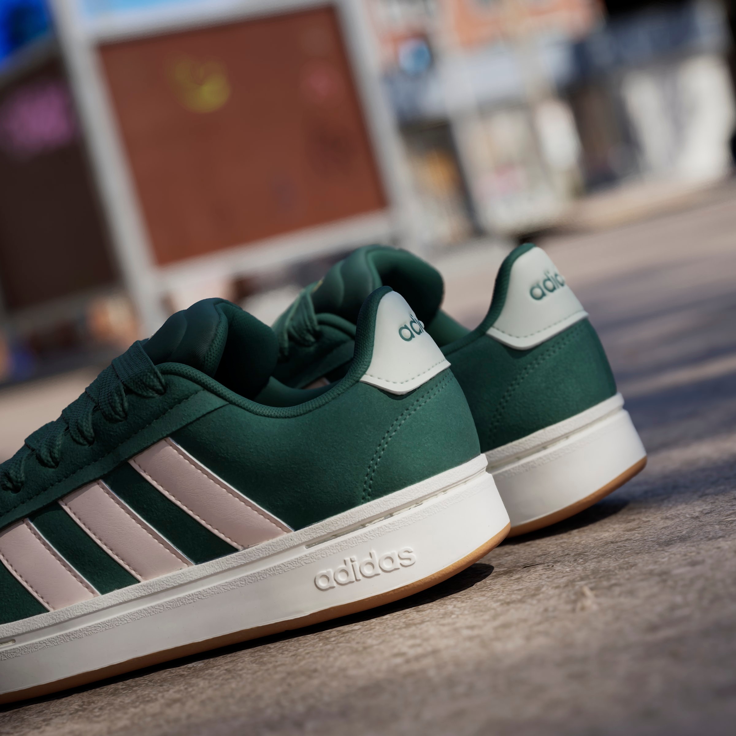 adidas Sportswear Sneaker »GRAND COURT ALPHA«, Design inspiriert vom adidas Campus 00