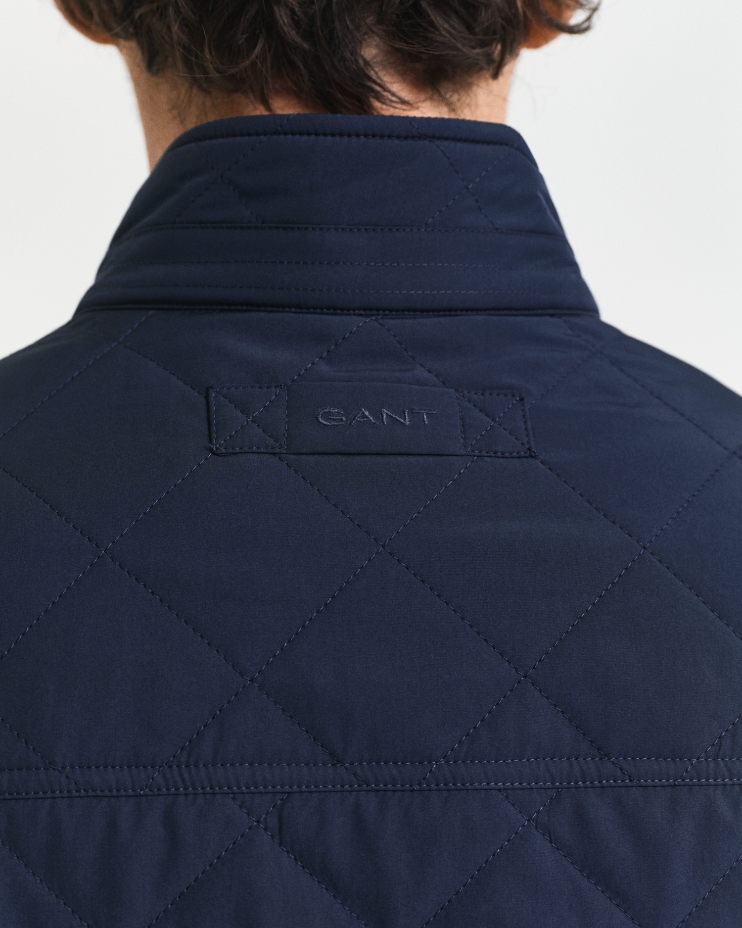 Gant Steppweste »QUILTED WINDCHEATER VEST« mit Wattierung aus recyceltem Polyester