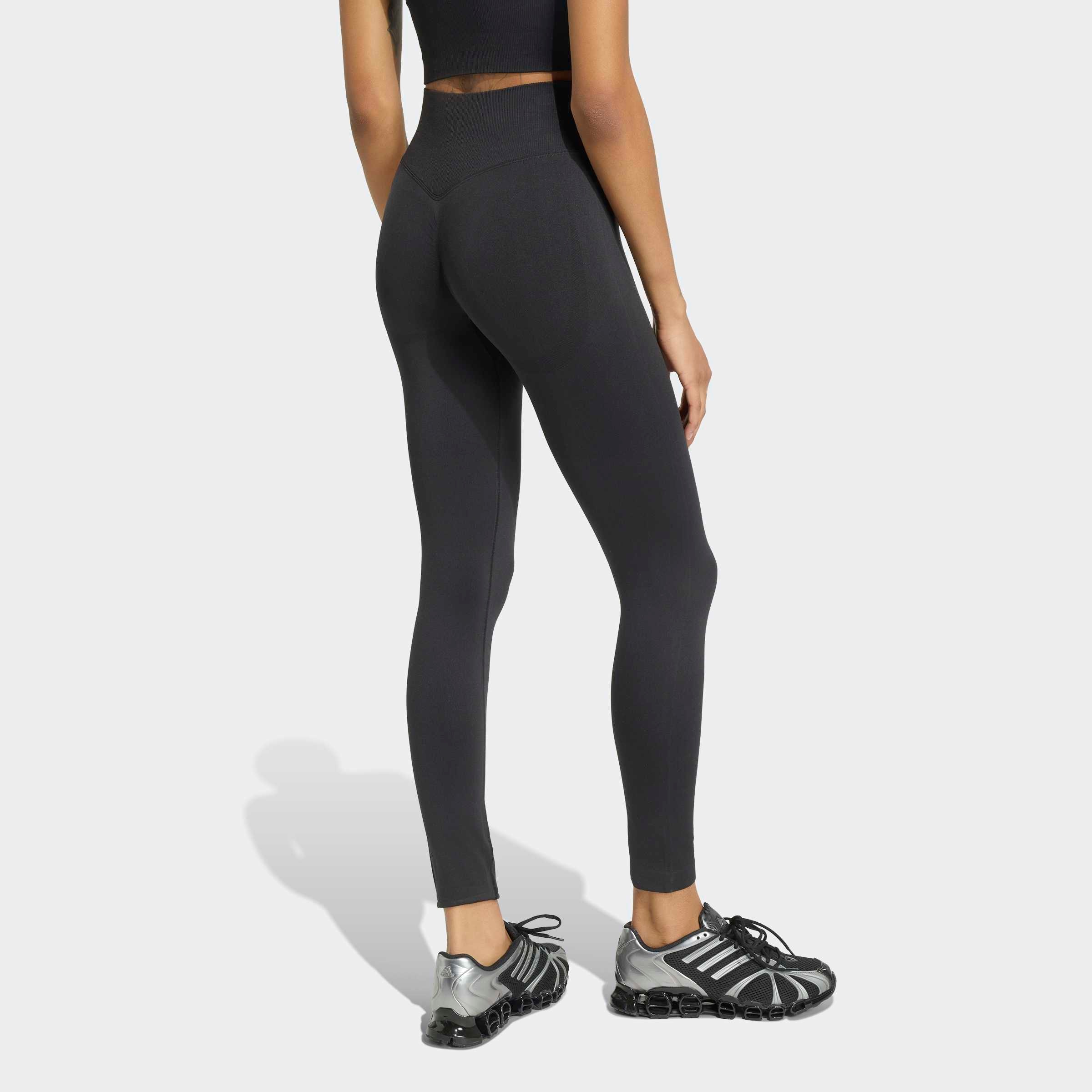 adidas Originals Leggings »ESSENTIALS, NAHTLOS«  SEAMLESS, perfekter Begleiter fürs Workout